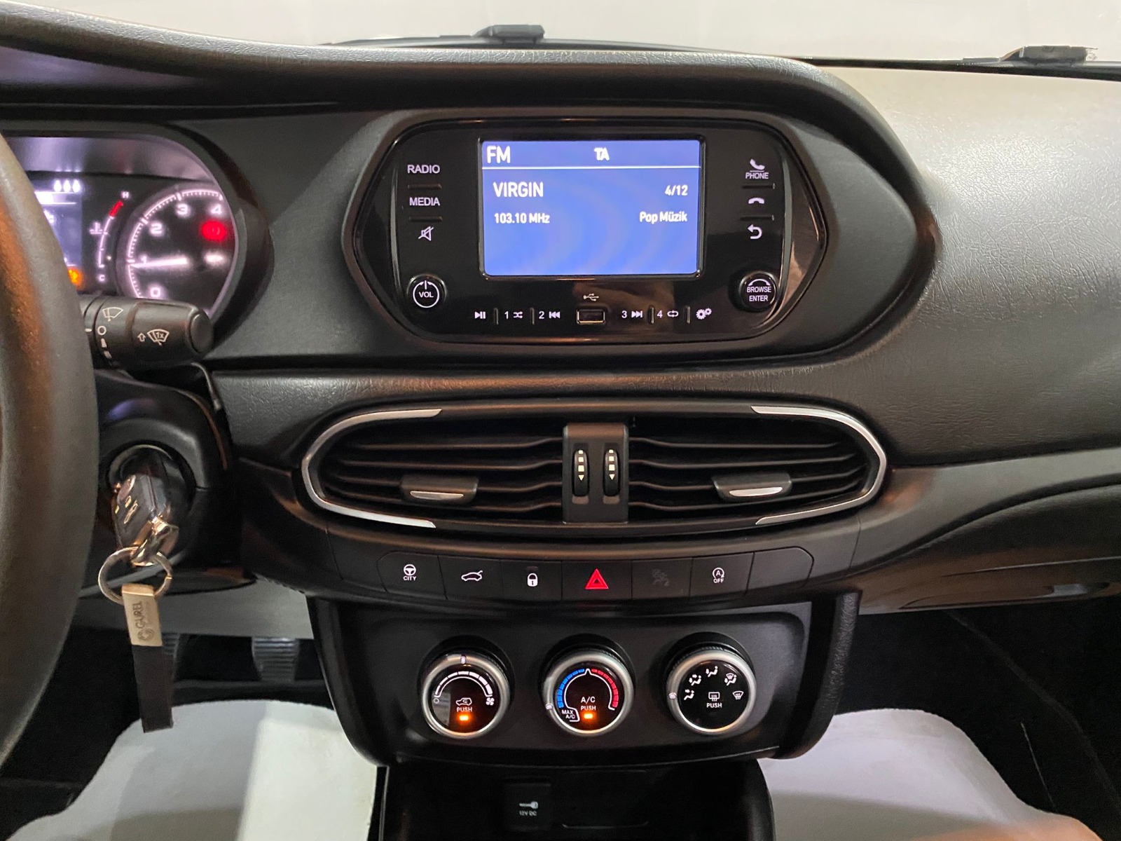 2023 Dizel Manuel Fiat Egea Beyaz Gürel Tasarım Aksesuar Otomotiv San. Tic. Ltd. Şti.