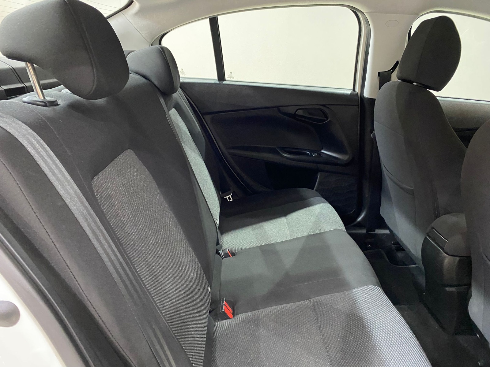 2023 Dizel Manuel Fiat Egea Beyaz Gürel Tasarım Aksesuar Otomotiv San. Tic. Ltd. Şti.