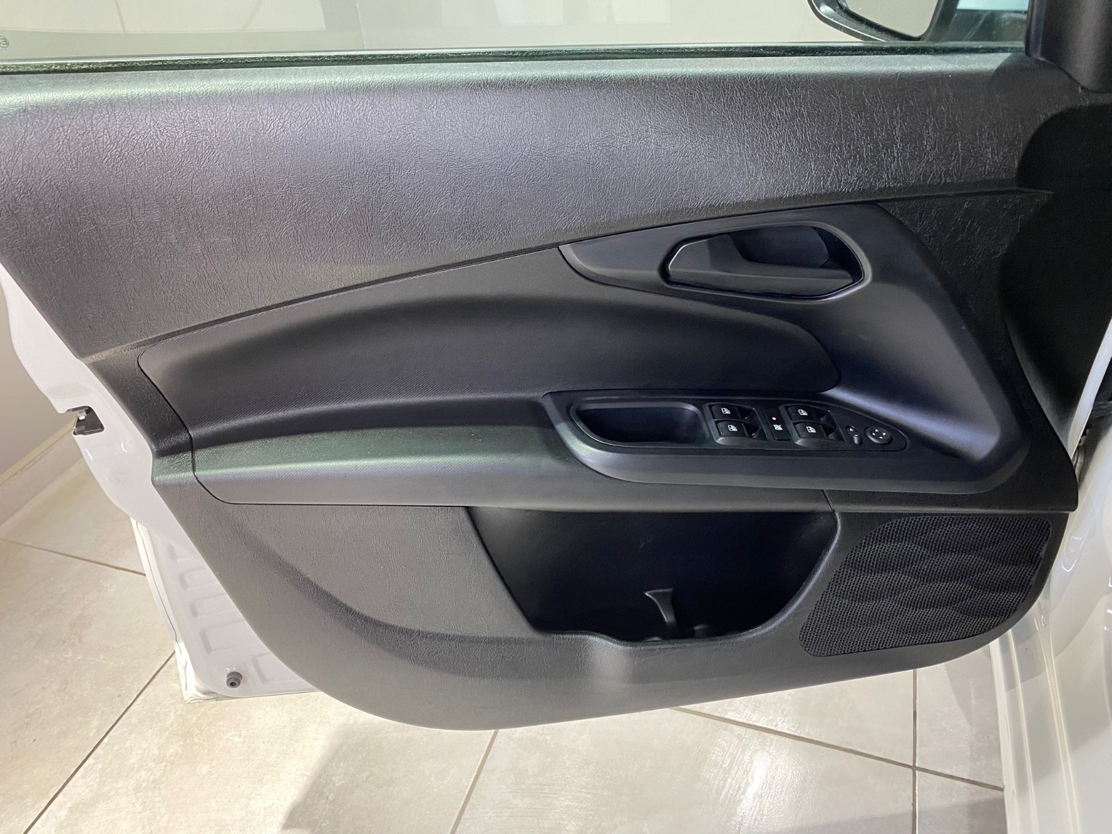 2023 Dizel Manuel Fiat Egea Beyaz Gürel Tasarım Aksesuar Otomotiv San. Tic. Ltd. Şti.