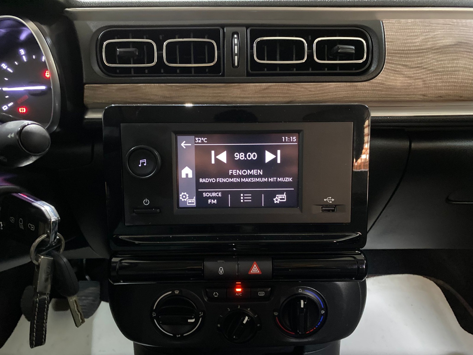 2023 Benzin Manuel Citroen C3 Gri Gürel Tasarım Aksesuar Otomotiv San. Tic. Ltd. Şti.
