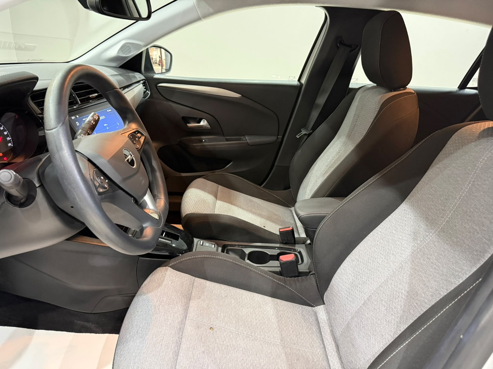 2025 Benzin Otomatik Opel Corsa Gri Gürel Tasarım Aksesuar Otomotiv San. Tic. Ltd. Şti.