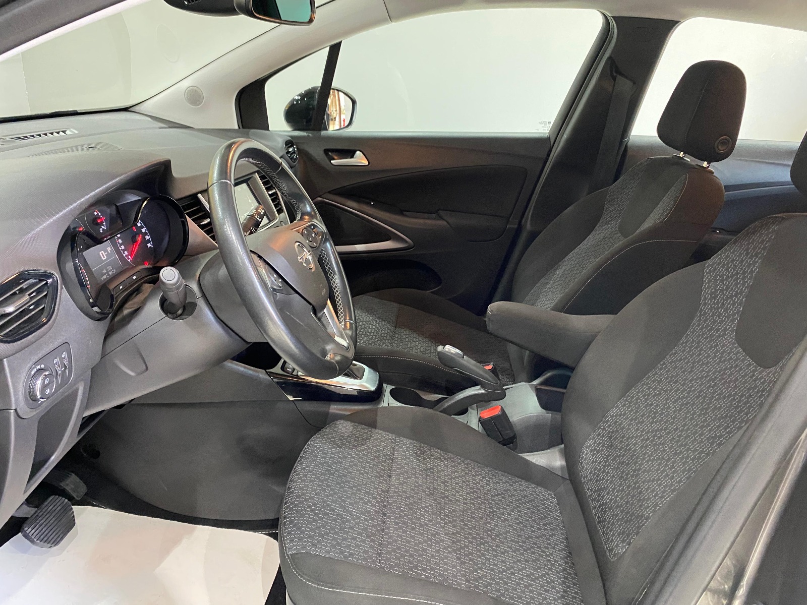 2023 Benzin Otomatik Opel Crossland Gri Gürel Tasarım Aksesuar Otomotiv San. Tic. Ltd. Şti.
