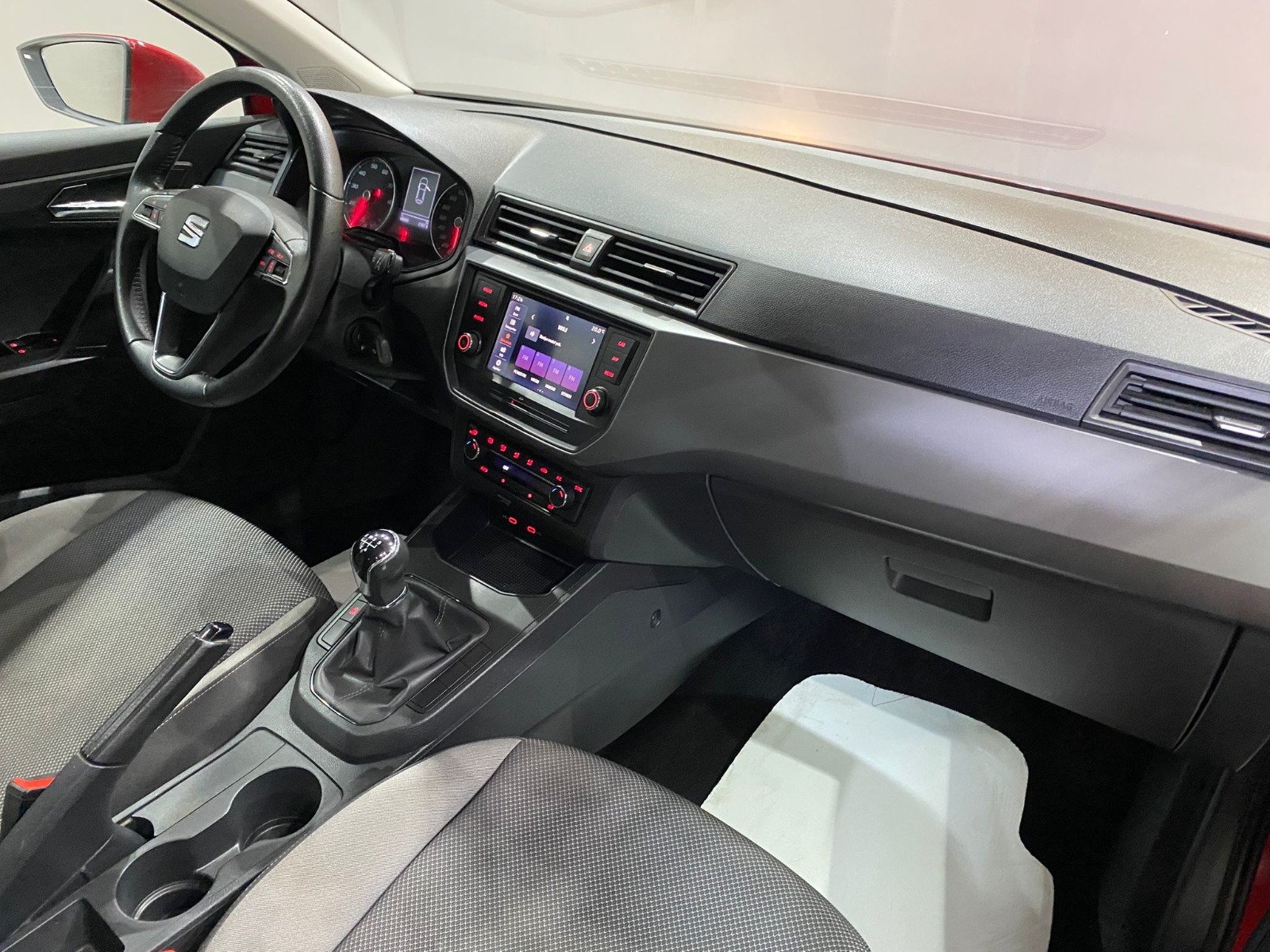 TaksitliOto.Net | 2.El Seat Ibiza Hatchback 1.0 Evo Start&Stop Style | Manuel & Benzin | Kırmızı | İzmir.2el 2021 Benzin Manuel Seat Ibiza Kırmızı Gürel Tasarım Aksesuar Otomotiv San. Tic. Ltd. Şti.