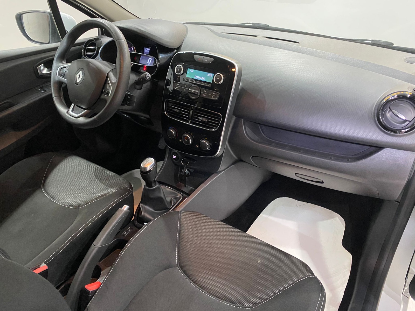 2020 Benzin Manuel Renault Clio Beyaz Gürel Tasarım Aksesuar Otomotiv San. Tic. Ltd. Şti.