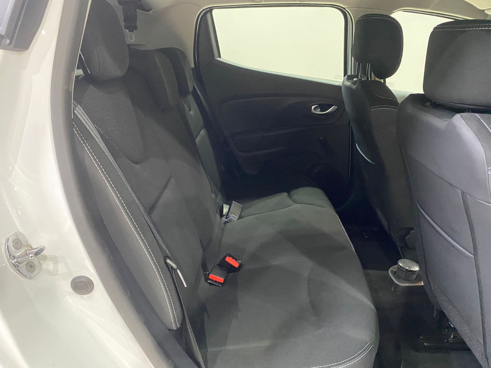 2020 Benzin Manuel Renault Clio Beyaz Gürel Tasarım Aksesuar Otomotiv San. Tic. Ltd. Şti.