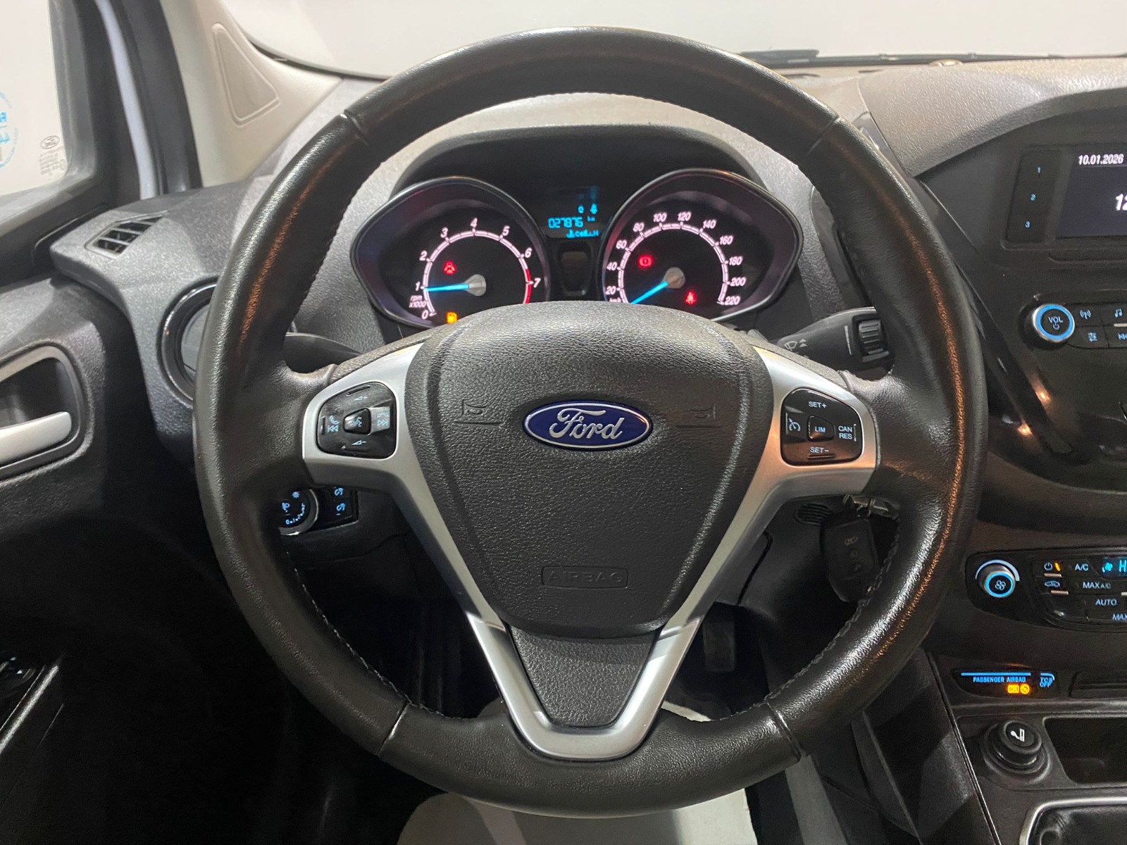 2023 Benzin Manuel Ford Tourneo Courier Beyaz Gürel Tasarım Aksesuar Otomotiv San. Tic. Ltd. Şti.