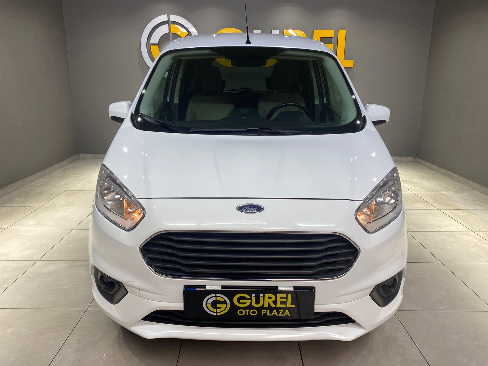 2023 Benzin Manuel Ford Tourneo Courier Beyaz Gürel Tasarım Aksesuar Otomotiv San. Tic. Ltd. Şti.