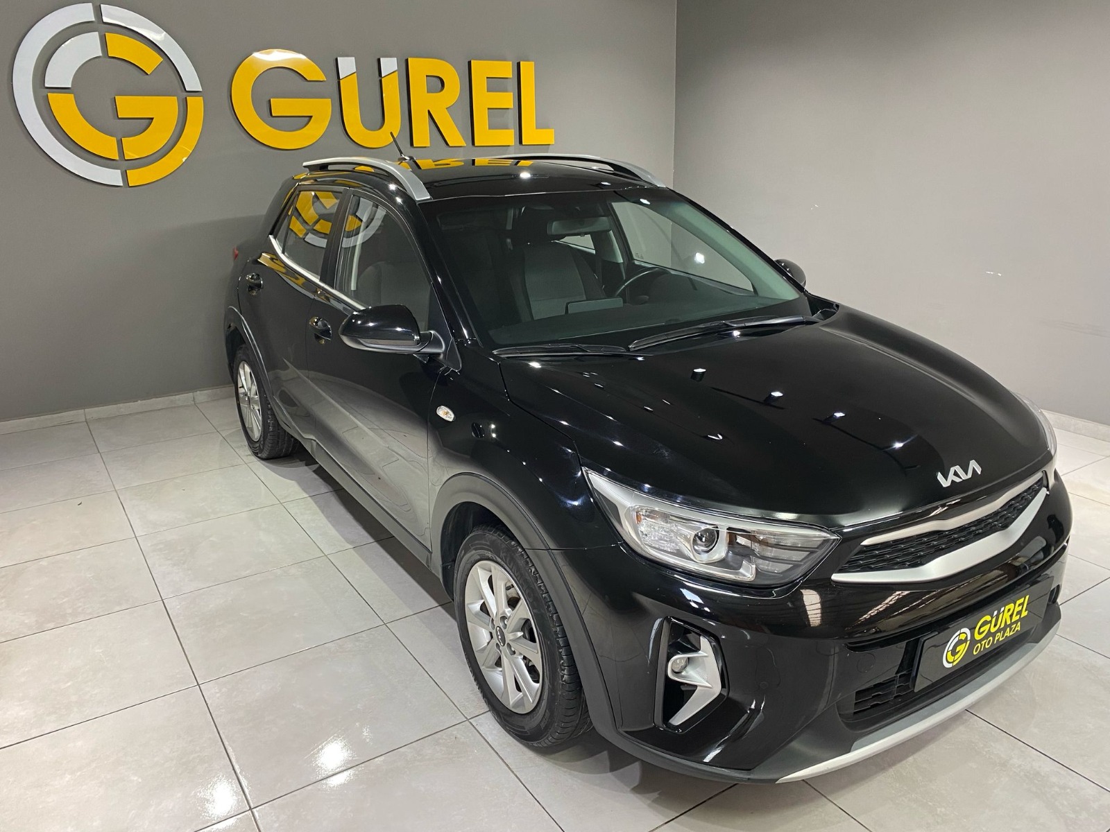2023 Benzin Otomatik Kia Stonic Siyah Gürel Tasarım Aksesuar Otomotiv San. Tic. Ltd. Şti.