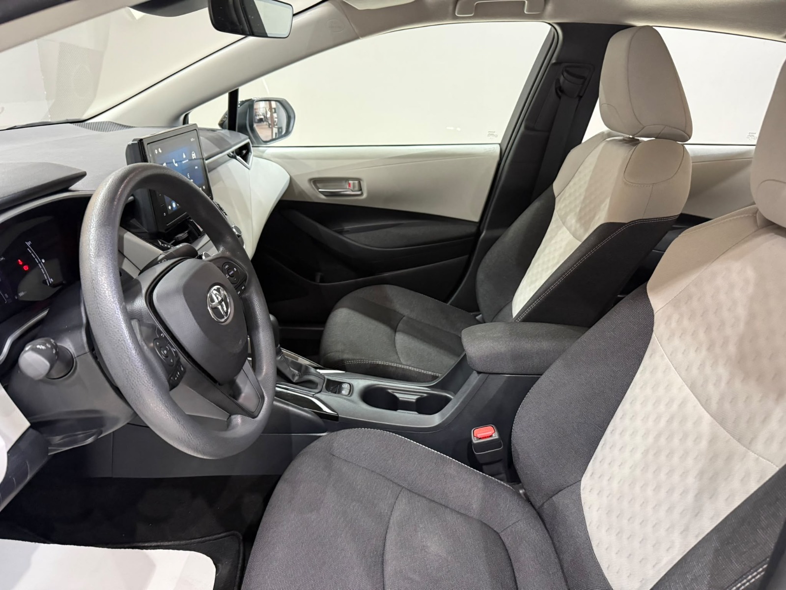 2026 Benzin Otomatik Toyota Corolla Beyaz Gürel Tasarım Aksesuar Otomotiv San. Tic. Ltd. Şti.