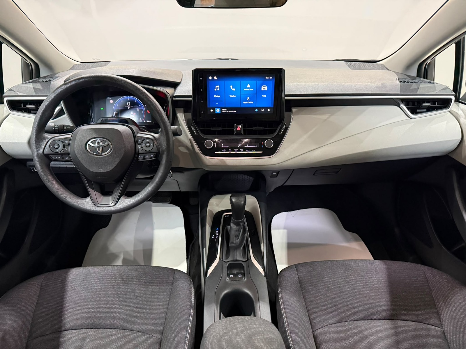 2026 Benzin Otomatik Toyota Corolla Beyaz Gürel Tasarım Aksesuar Otomotiv San. Tic. Ltd. Şti.
