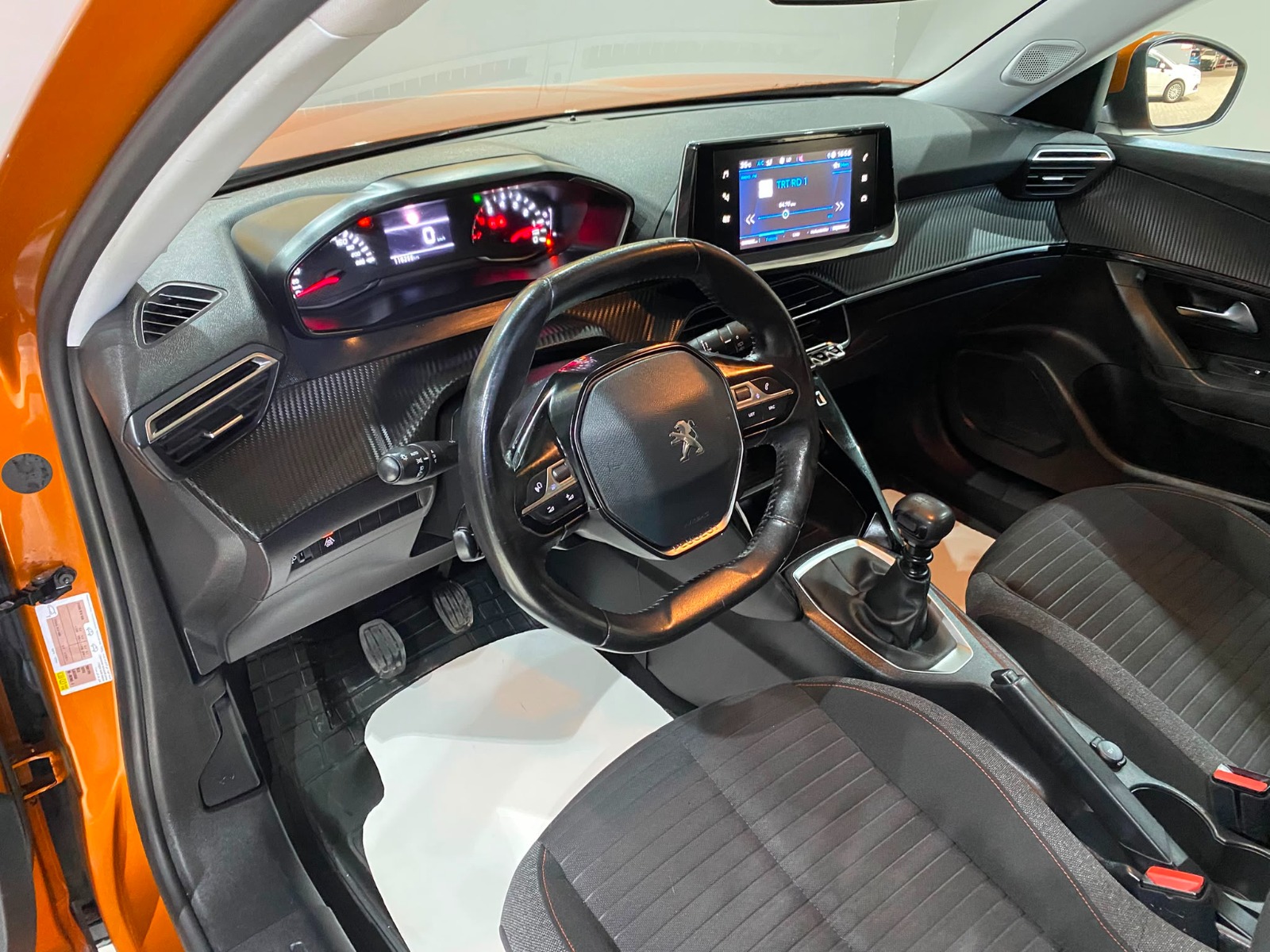 2020 Benzin Manuel Peugeot 2008 Turuncu Gürel Tasarım Aksesuar Otomotiv San. Tic. Ltd. Şti.