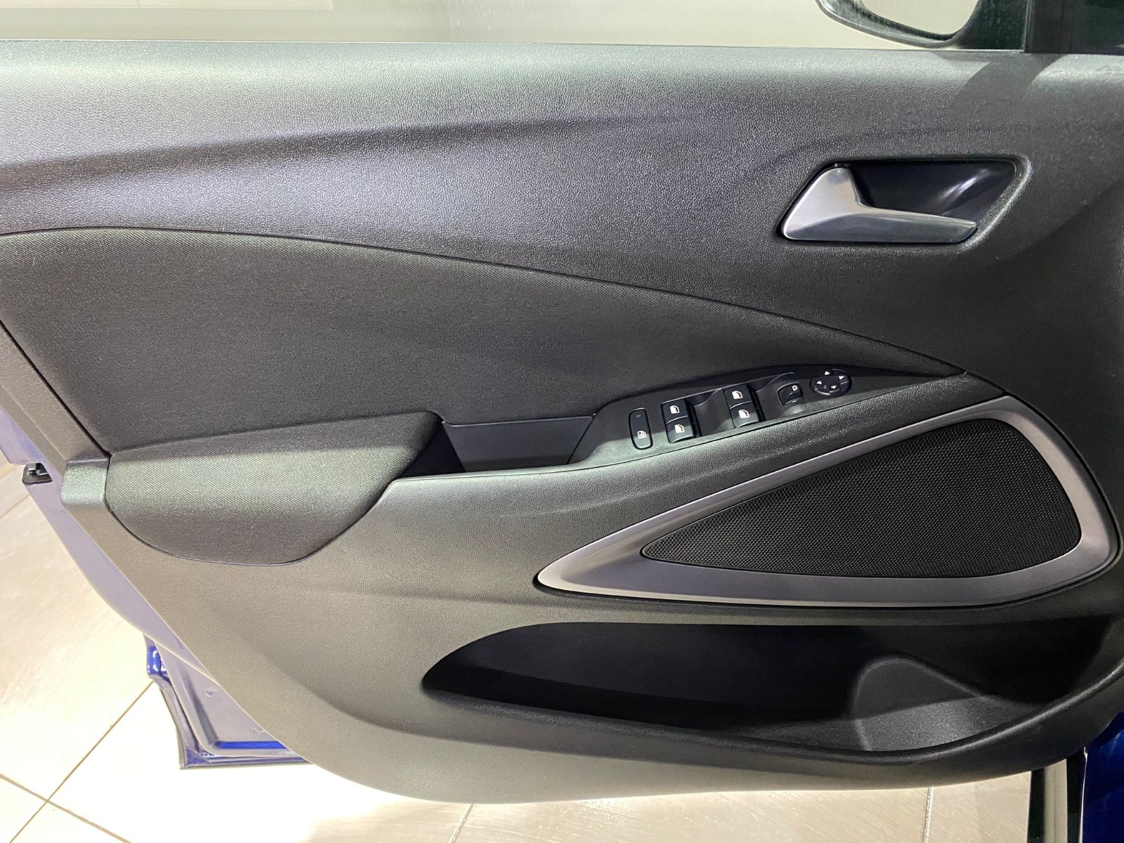 2023 Benzin Otomatik Opel Crossland Mavi Gürel Tasarım Aksesuar Otomotiv San. Tic. Ltd. Şti.