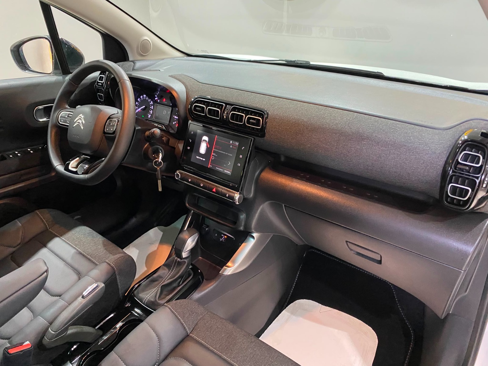 2023 Benzin Otomatik Citroen C3 AirCross Beyaz Gürel Tasarım Aksesuar Otomotiv San. Tic. Ltd. Şti.