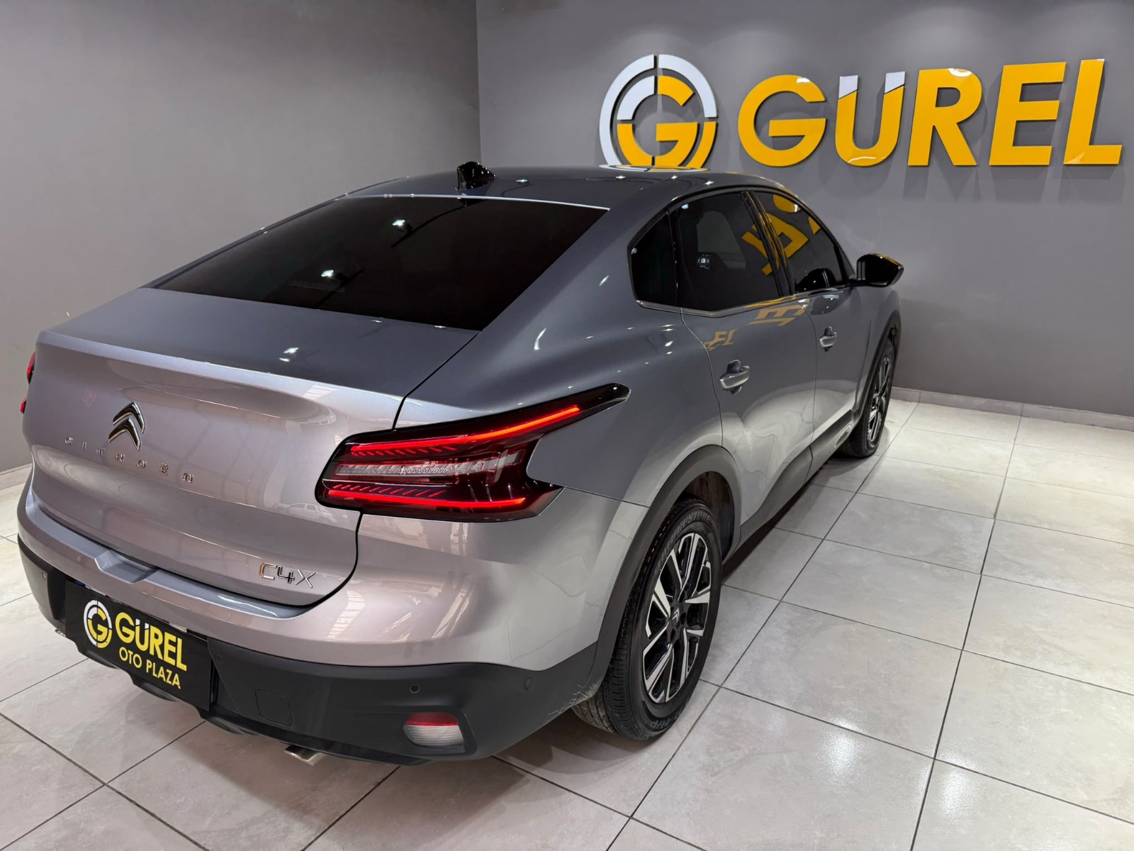 2024 Benzin Otomatik Citroen C4 X Gümüş Gri Gürel Tasarım Aksesuar Otomotiv San. Tic. Ltd. Şti.