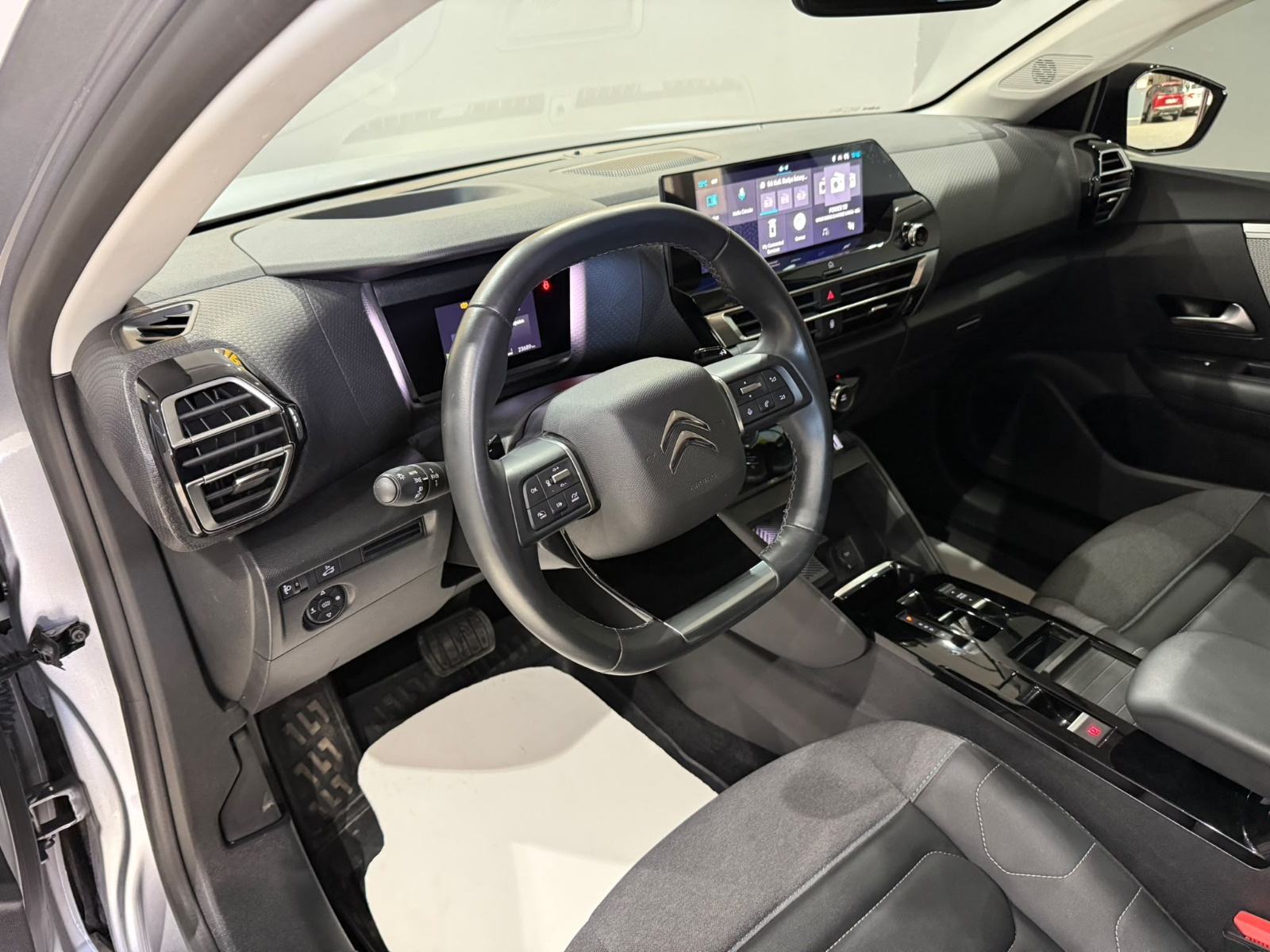 2024 Benzin Otomatik Citroen C4 X Gümüş Gri Gürel Tasarım Aksesuar Otomotiv San. Tic. Ltd. Şti.