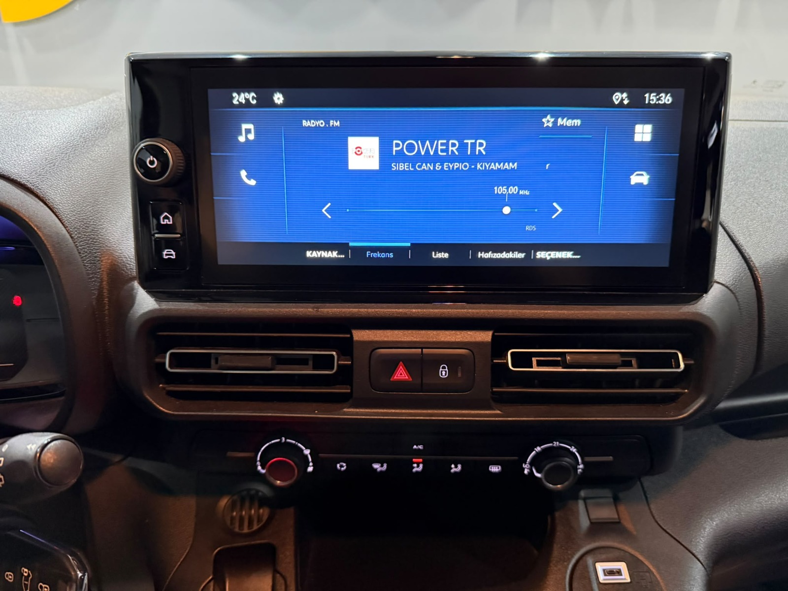 2026 Dizel Otomatik Opel Combo Mavi Gürel Tasarım Aksesuar Otomotiv San. Tic. Ltd. Şti.