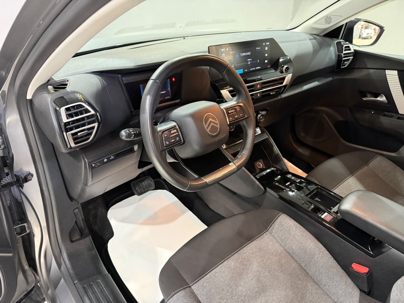 2025 Benzin Otomatik Citroen C4 X Gri Gürel Tasarım Aksesuar Otomotiv San. Tic. Ltd. Şti.