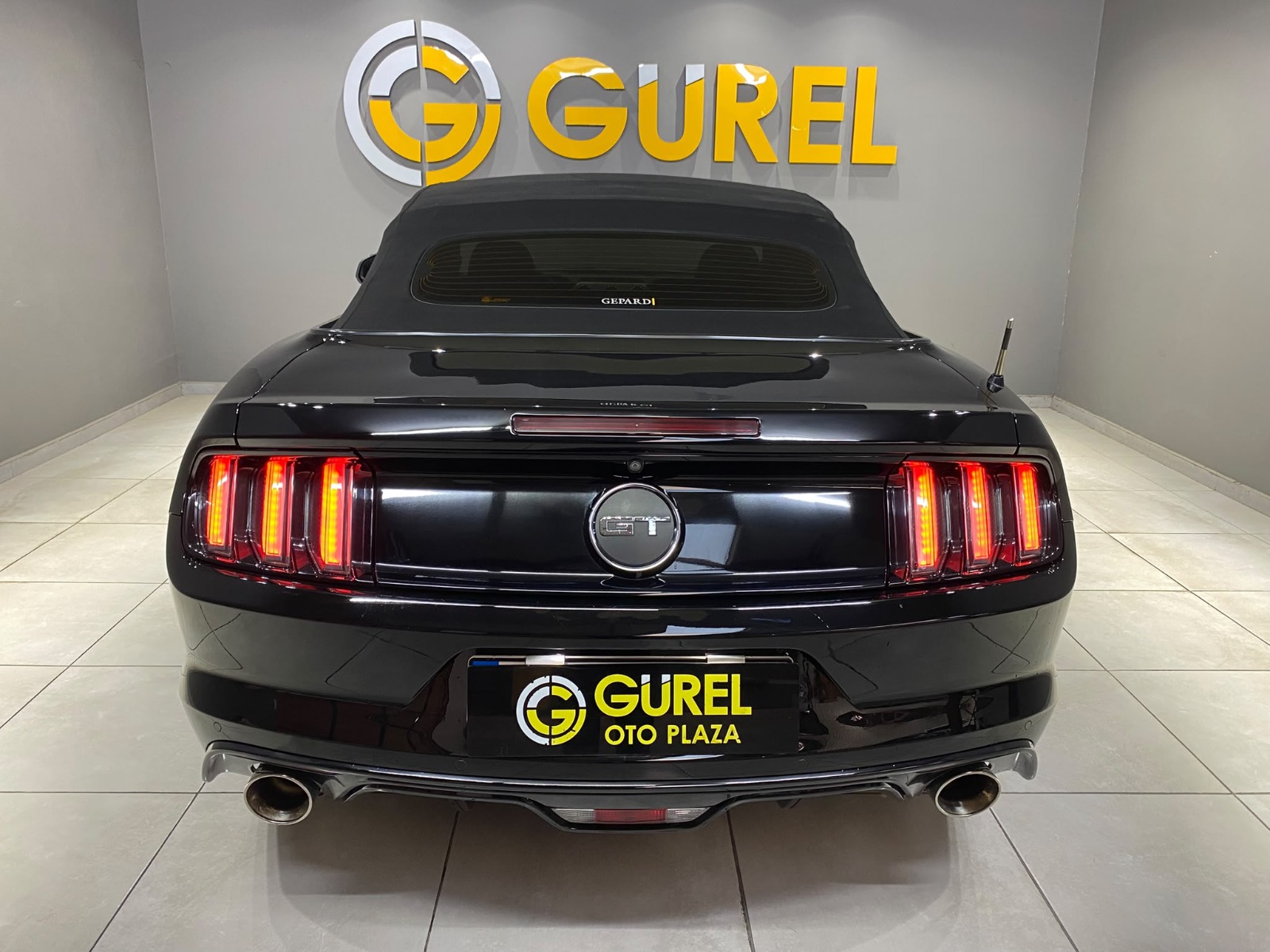 2015 Benzin Otomatik Ford Mustang Siyah Gürel Tasarım Aksesuar Otomotiv San. Tic. Ltd. Şti.