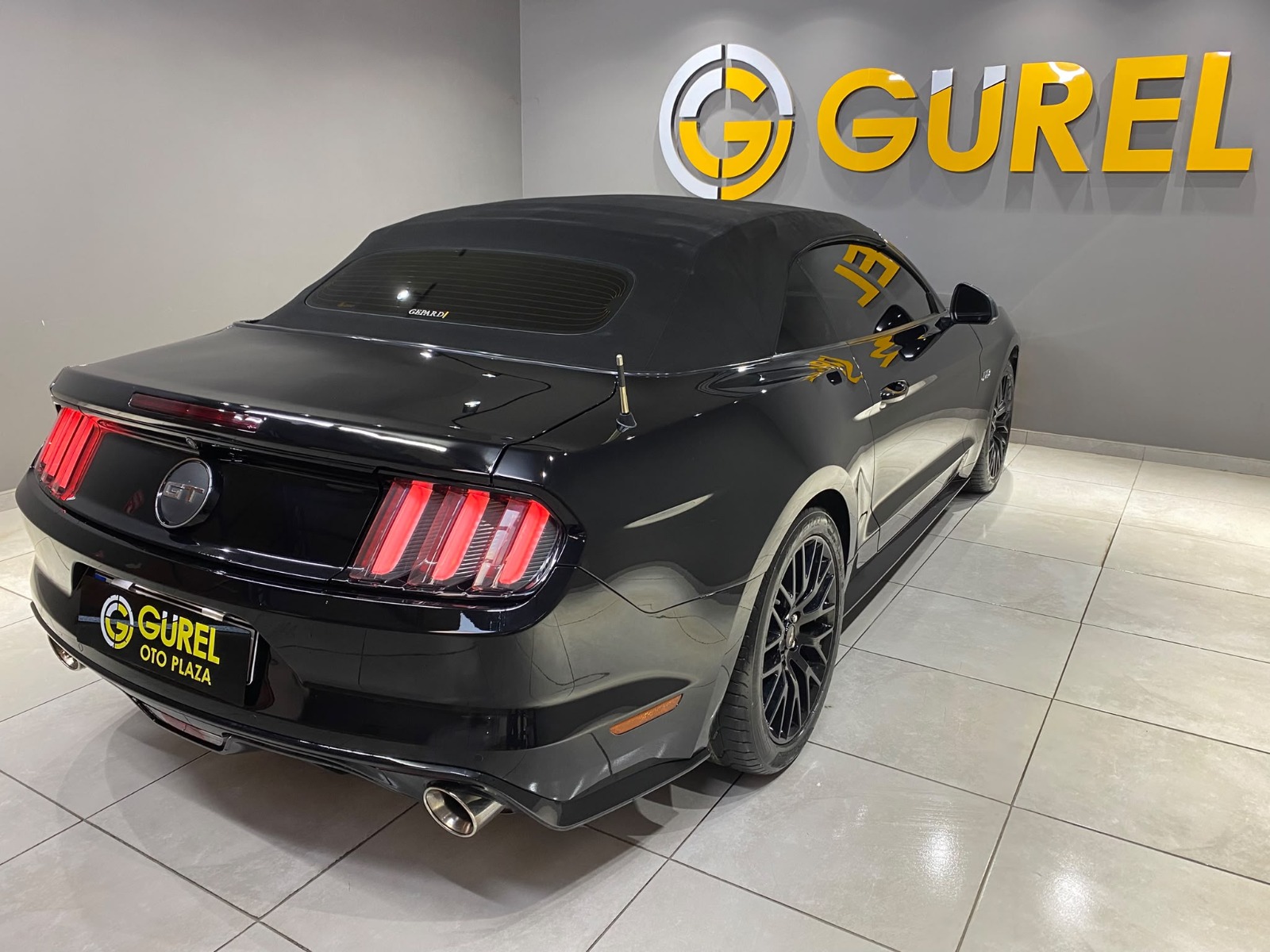 2015 Benzin Otomatik Ford Mustang Siyah Gürel Tasarım Aksesuar Otomotiv San. Tic. Ltd. Şti.