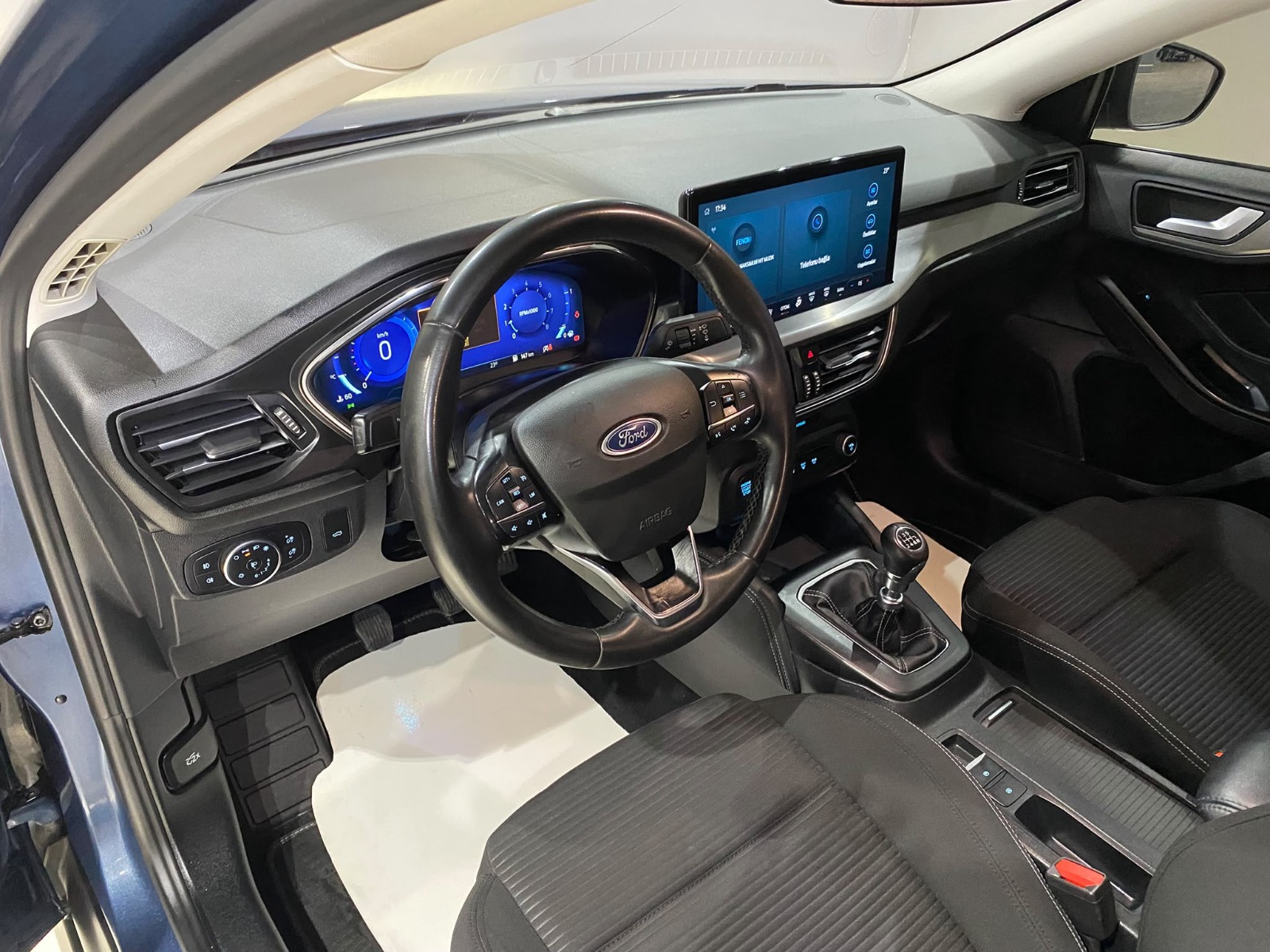 2023 Benzin Manuel Ford Focus Mavi Gürel Tasarım Aksesuar Otomotiv San. Tic. Ltd. Şti.