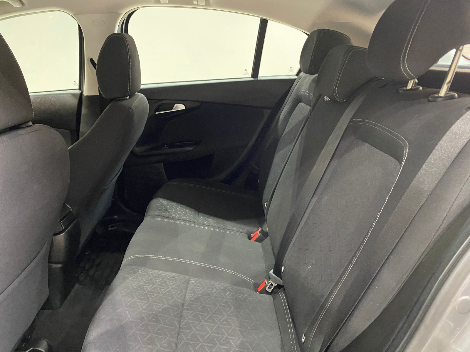 2023 Benzin Manuel Fiat Egea Cross Gri Gürel Tasarım Aksesuar Otomotiv San. Tic. Ltd. Şti.