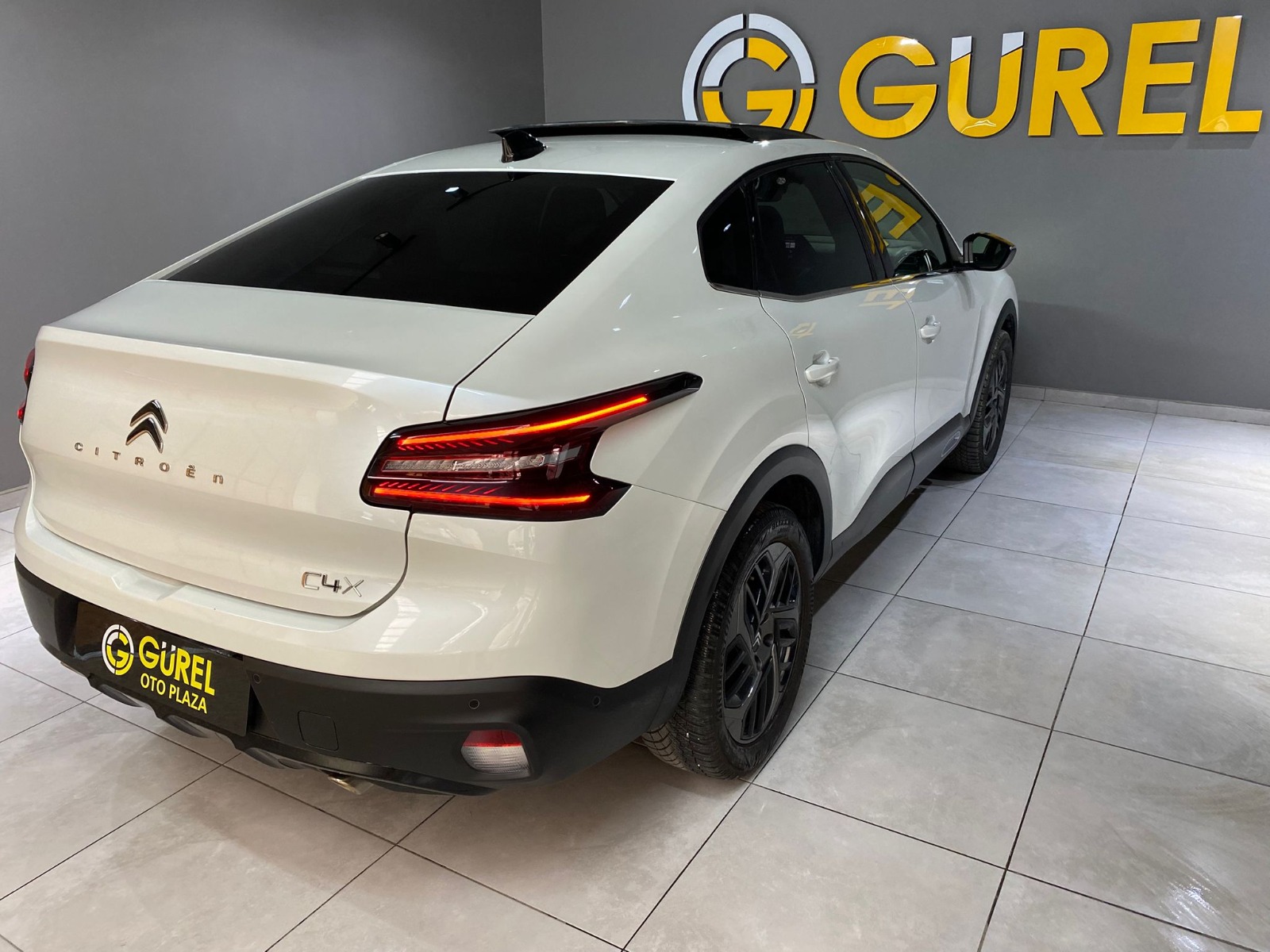 2023 Benzin Otomatik Citroen C4 X Beyaz Gürel Tasarım Aksesuar Otomotiv San. Tic. Ltd. Şti.