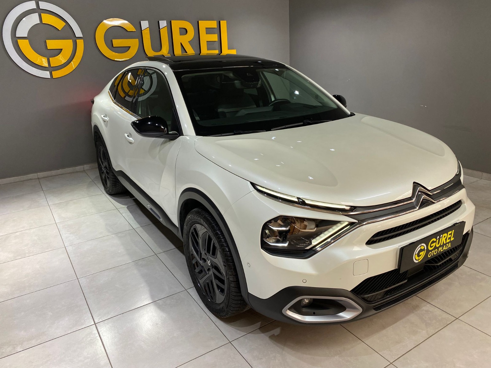2023 Benzin Otomatik Citroen C4 X Beyaz Gürel Tasarım Aksesuar Otomotiv San. Tic. Ltd. Şti.
