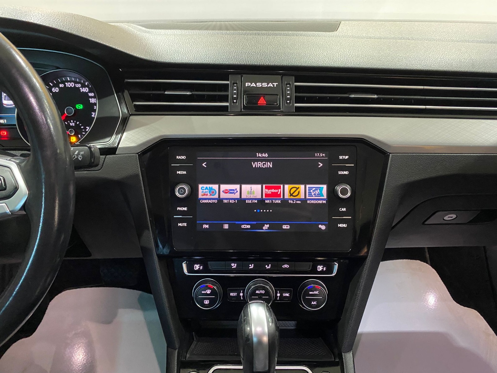 2020 Benzin Otomatik Volkswagen Passat Siyah Gürel Tasarım Aksesuar Otomotiv San. Tic. Ltd. Şti.