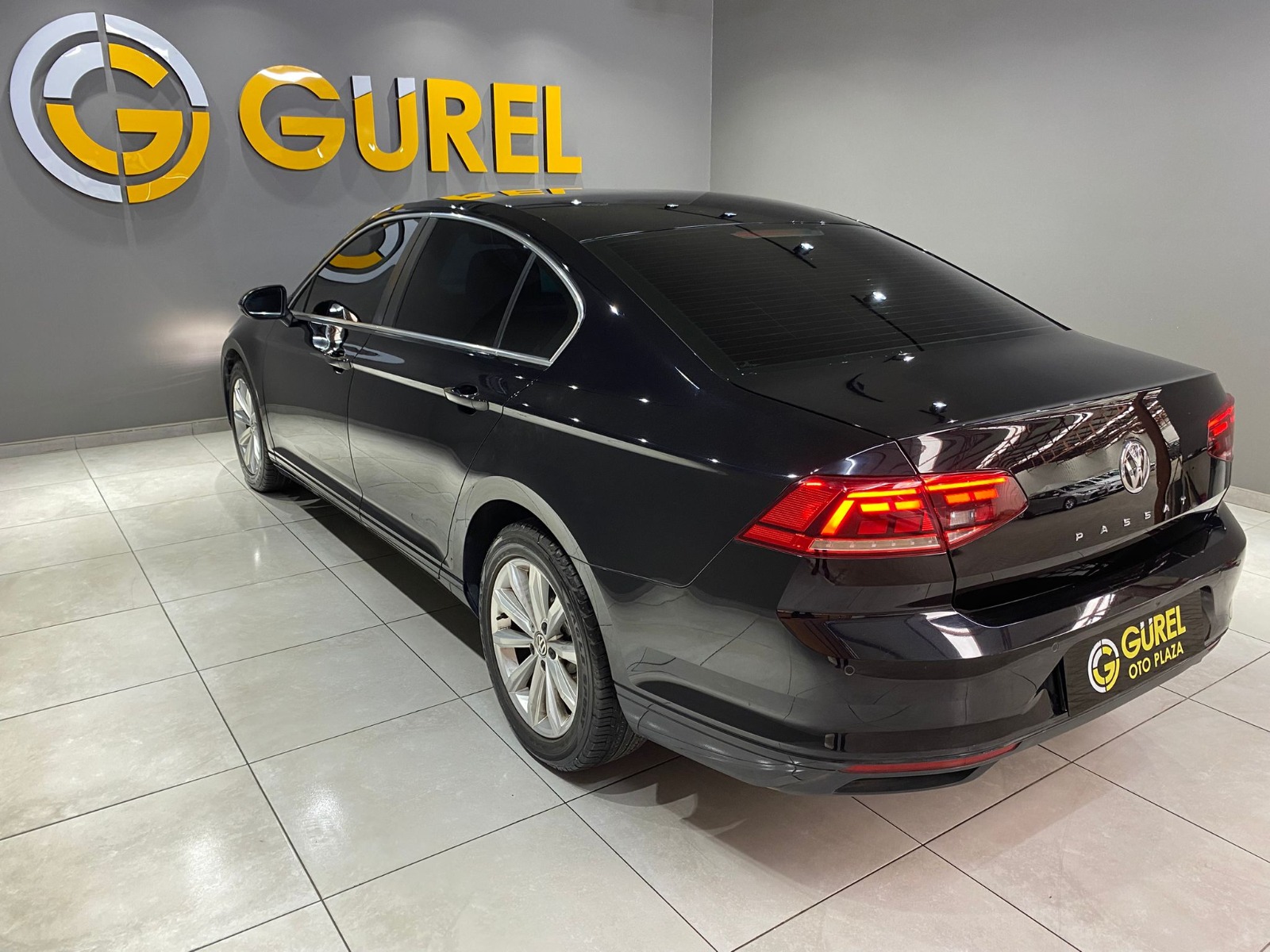 2020 Benzin Otomatik Volkswagen Passat Siyah Gürel Tasarım Aksesuar Otomotiv San. Tic. Ltd. Şti.
