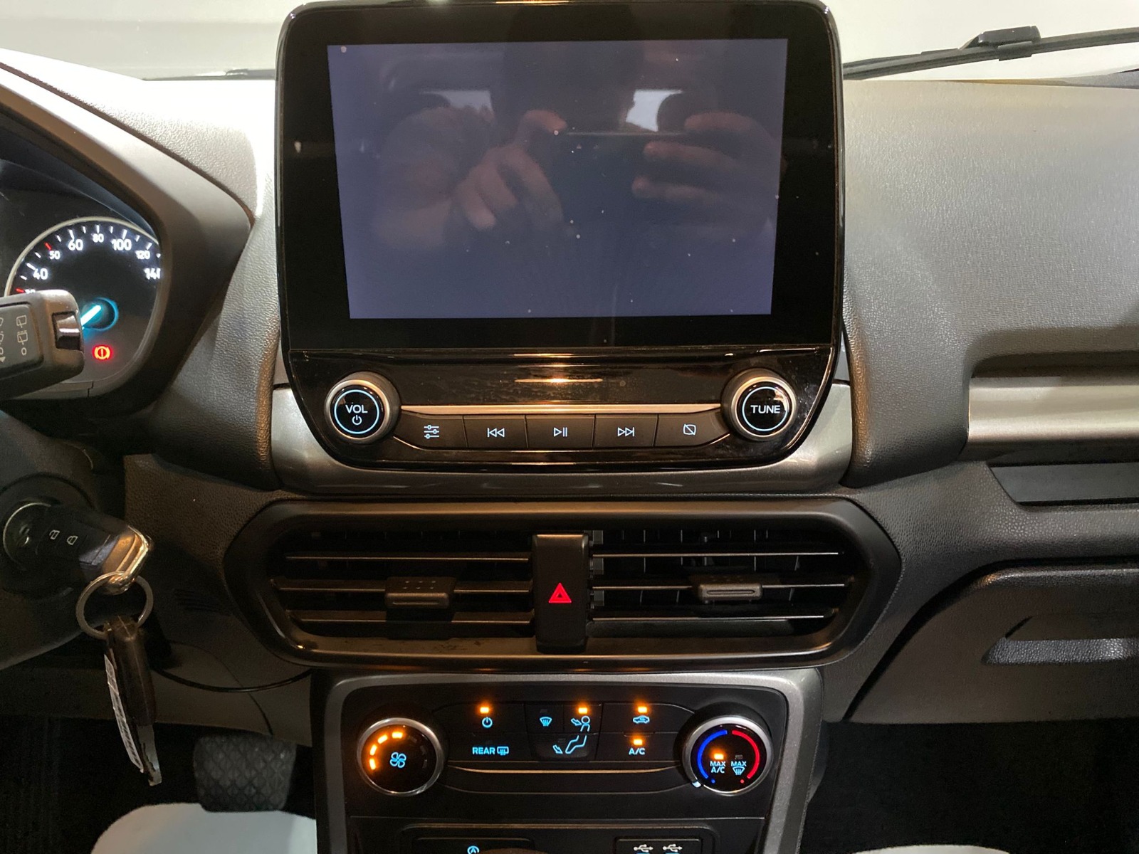 2020 Benzin Otomatik Ford EcoSport Beyaz Gürel Tasarım Aksesuar Otomotiv San. Tic. Ltd. Şti.