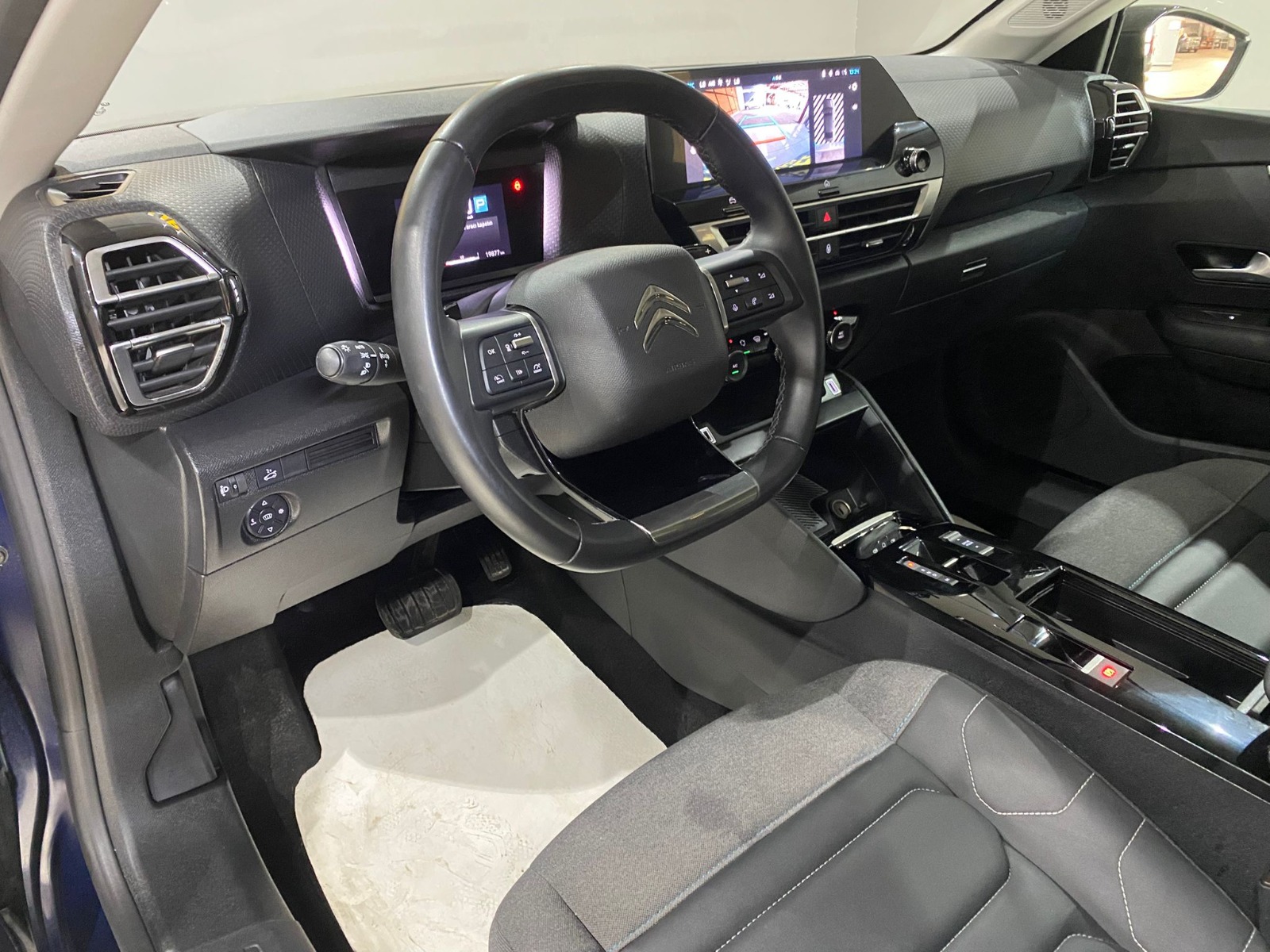 2024 Benzin Otomatik Citroen C4 X Lacivert Gürel Tasarım Aksesuar Otomotiv San. Tic. Ltd. Şti.