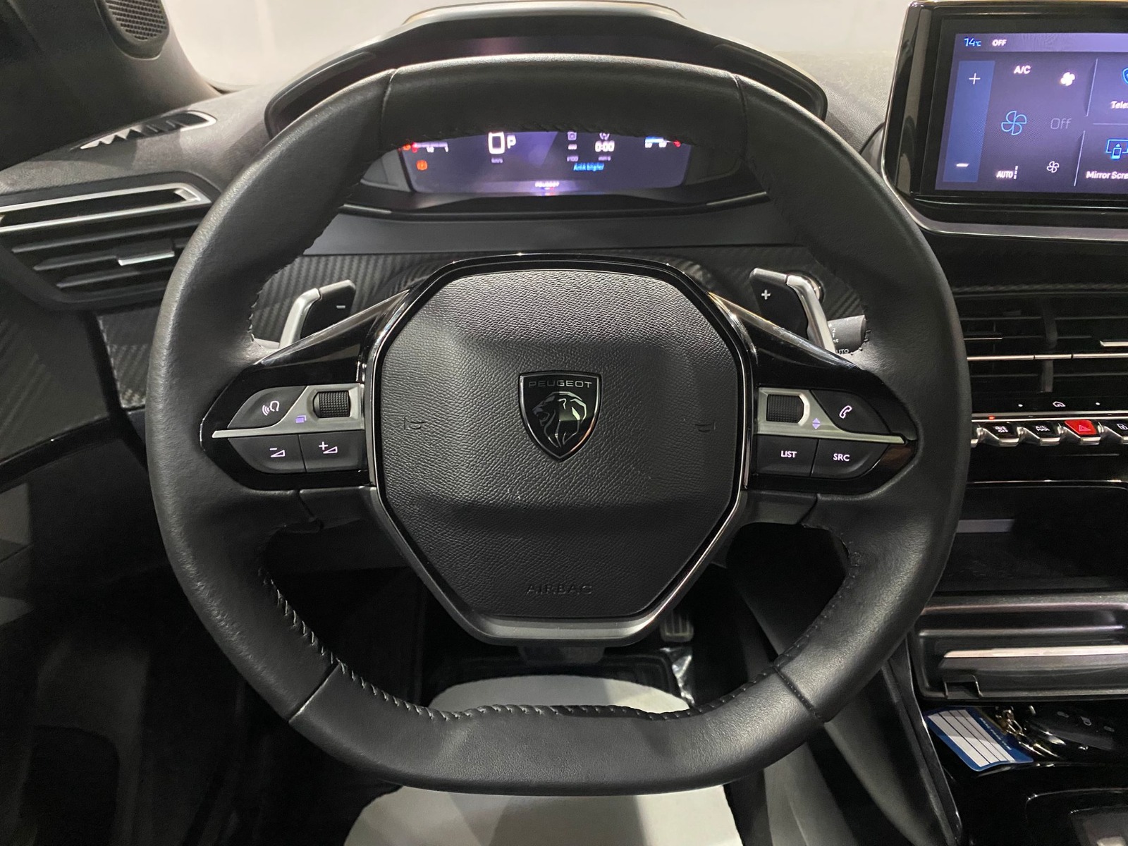 2024 Benzin Otomatik Peugeot 2008 Gri Gürel Tasarım Aksesuar Otomotiv San. Tic. Ltd. Şti.