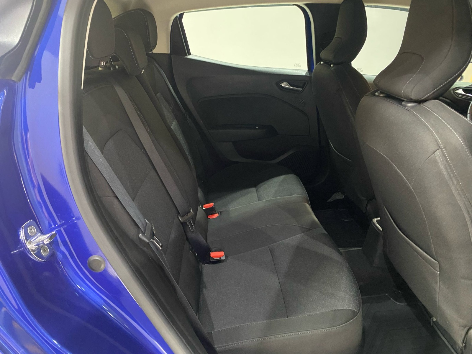 2021 Benzin Otomatik Renault Clio Mavi Gürel Tasarım Aksesuar Otomotiv San. Tic. Ltd. Şti.