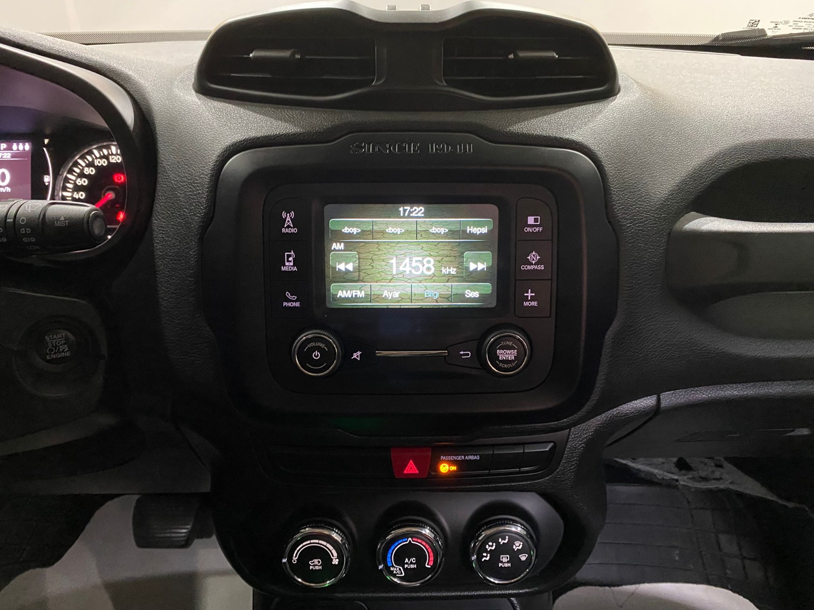 2015 Benzin Otomatik Jeep Renegade Beyaz Gürel Tasarım Aksesuar Otomotiv San. Tic. Ltd. Şti.