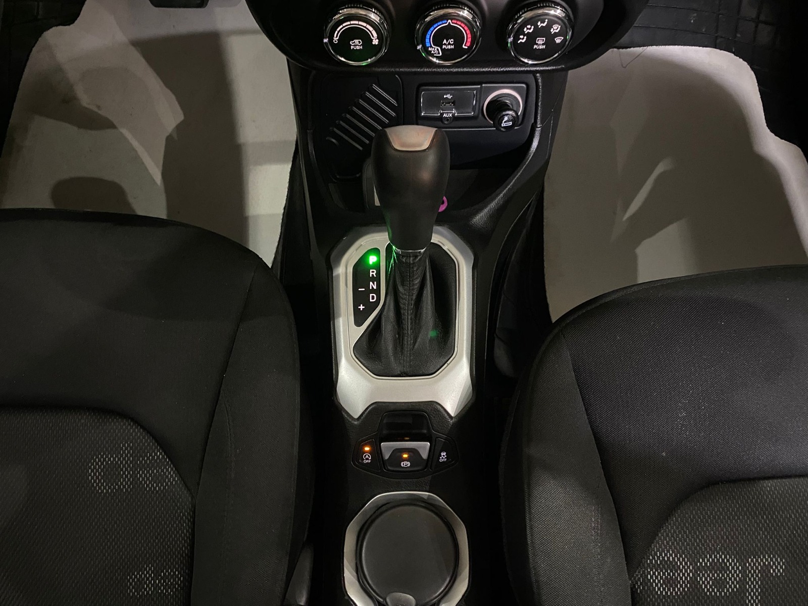2015 Benzin Otomatik Jeep Renegade Beyaz Gürel Tasarım Aksesuar Otomotiv San. Tic. Ltd. Şti.