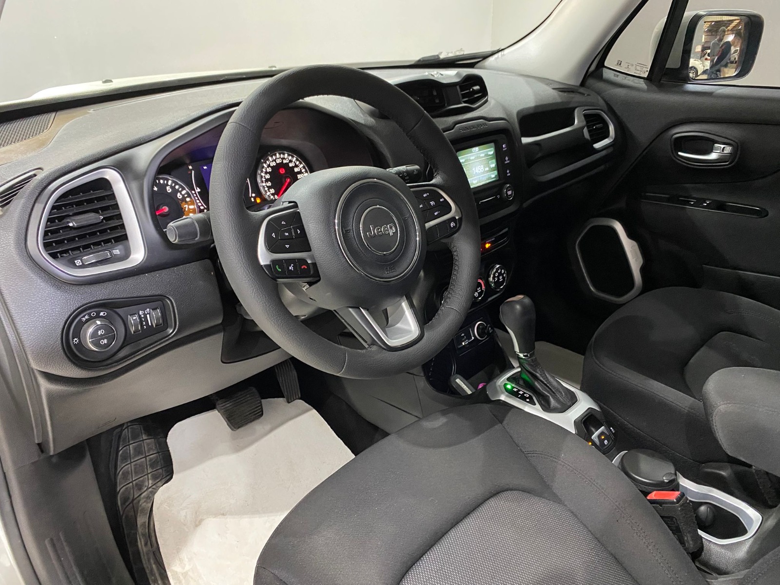 2015 Benzin Otomatik Jeep Renegade Beyaz Gürel Tasarım Aksesuar Otomotiv San. Tic. Ltd. Şti.