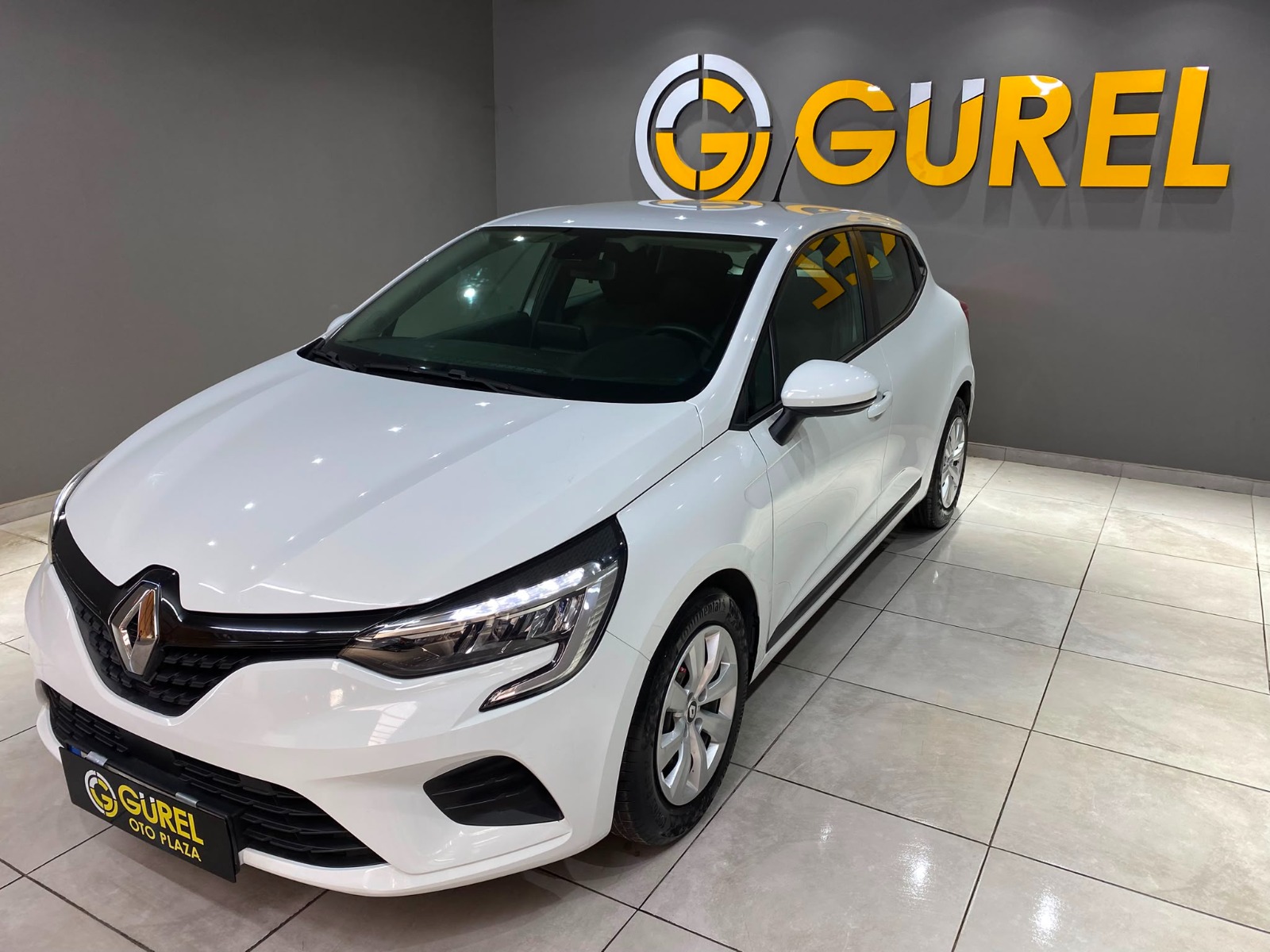 2022 Benzin Manuel Renault Clio Beyaz Gürel Tasarım Aksesuar Otomotiv San. Tic. Ltd. Şti.