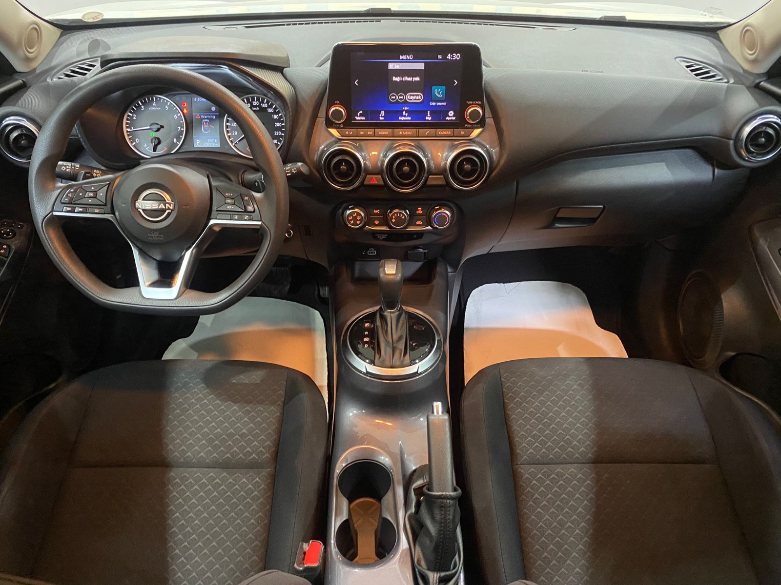 2023 Benzin Otomatik Nissan Juke Beyaz Gürel Tasarım Aksesuar Otomotiv San. Tic. Ltd. Şti.