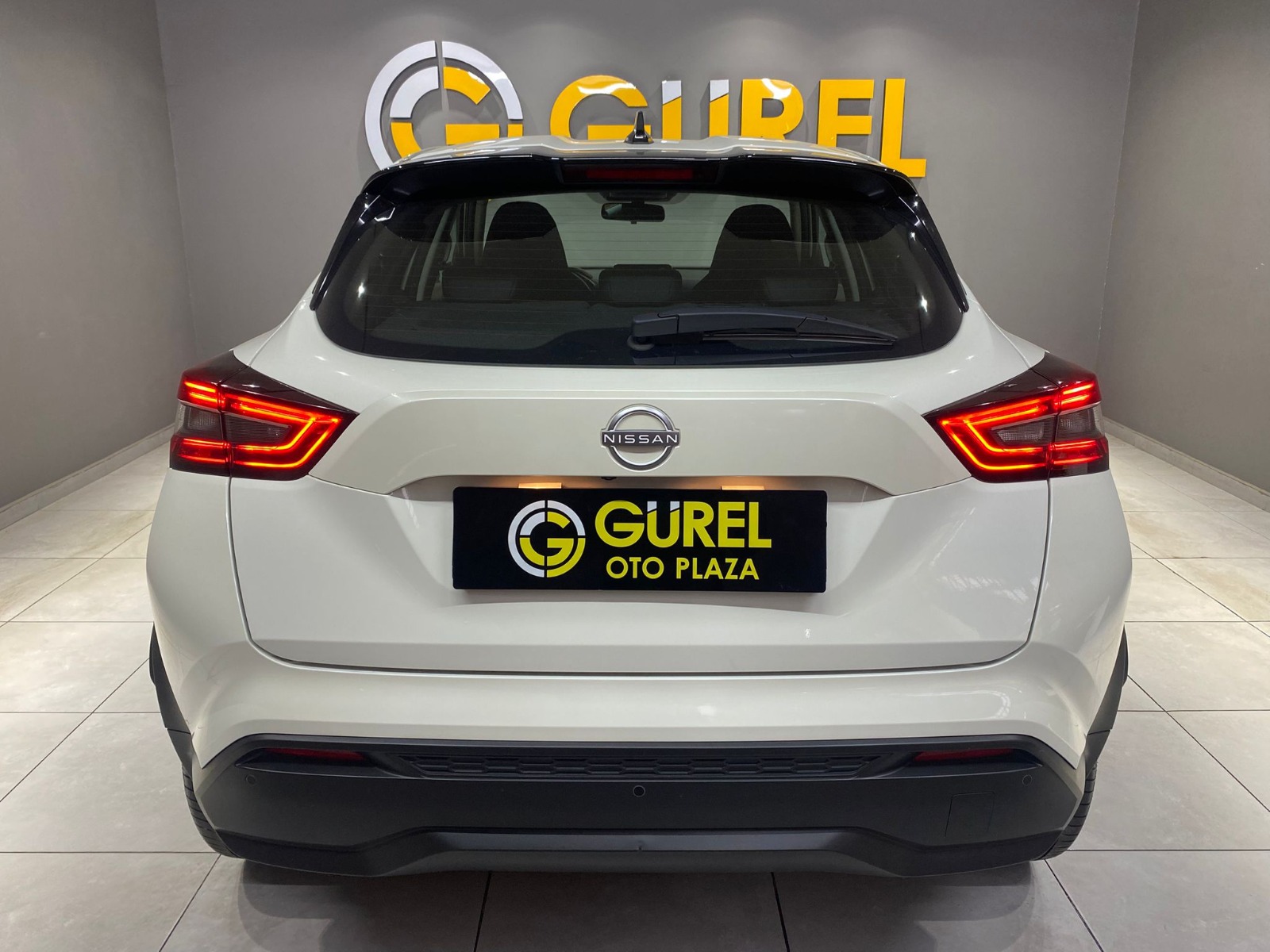 2023 Benzin Otomatik Nissan Juke Beyaz Gürel Tasarım Aksesuar Otomotiv San. Tic. Ltd. Şti.