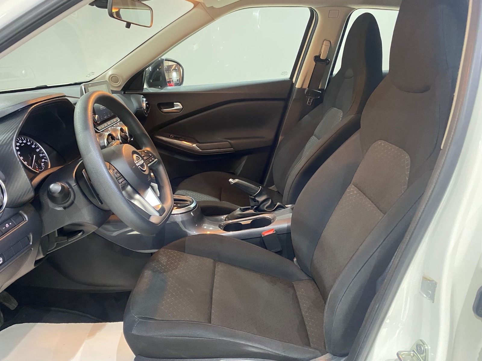 2023 Benzin Otomatik Nissan Juke Beyaz Gürel Tasarım Aksesuar Otomotiv San. Tic. Ltd. Şti.