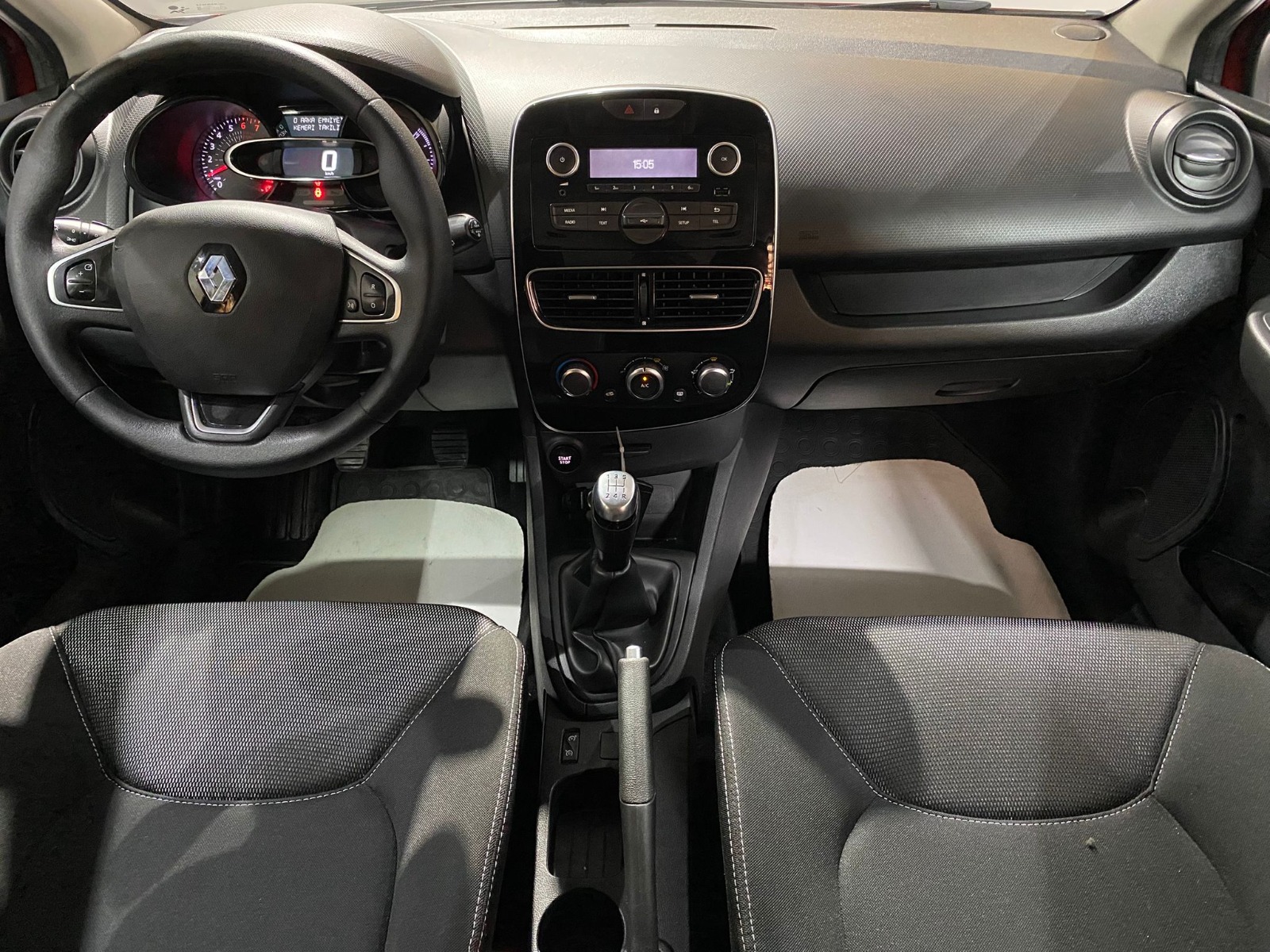 2017 Benzin Manuel Renault Clio Kırmızı Gürel Tasarım Aksesuar Otomotiv San. Tic. Ltd. Şti.