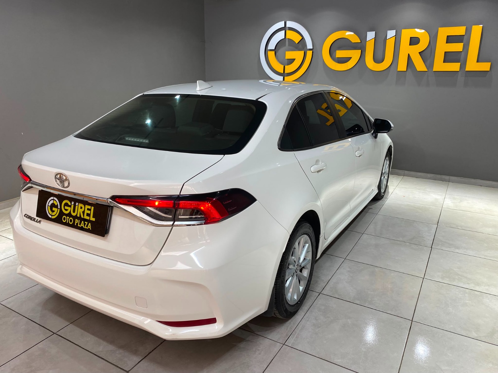 2022 Benzin Otomatik Toyota Corolla Beyaz Gürel Tasarım Aksesuar Otomotiv San. Tic. Ltd. Şti.