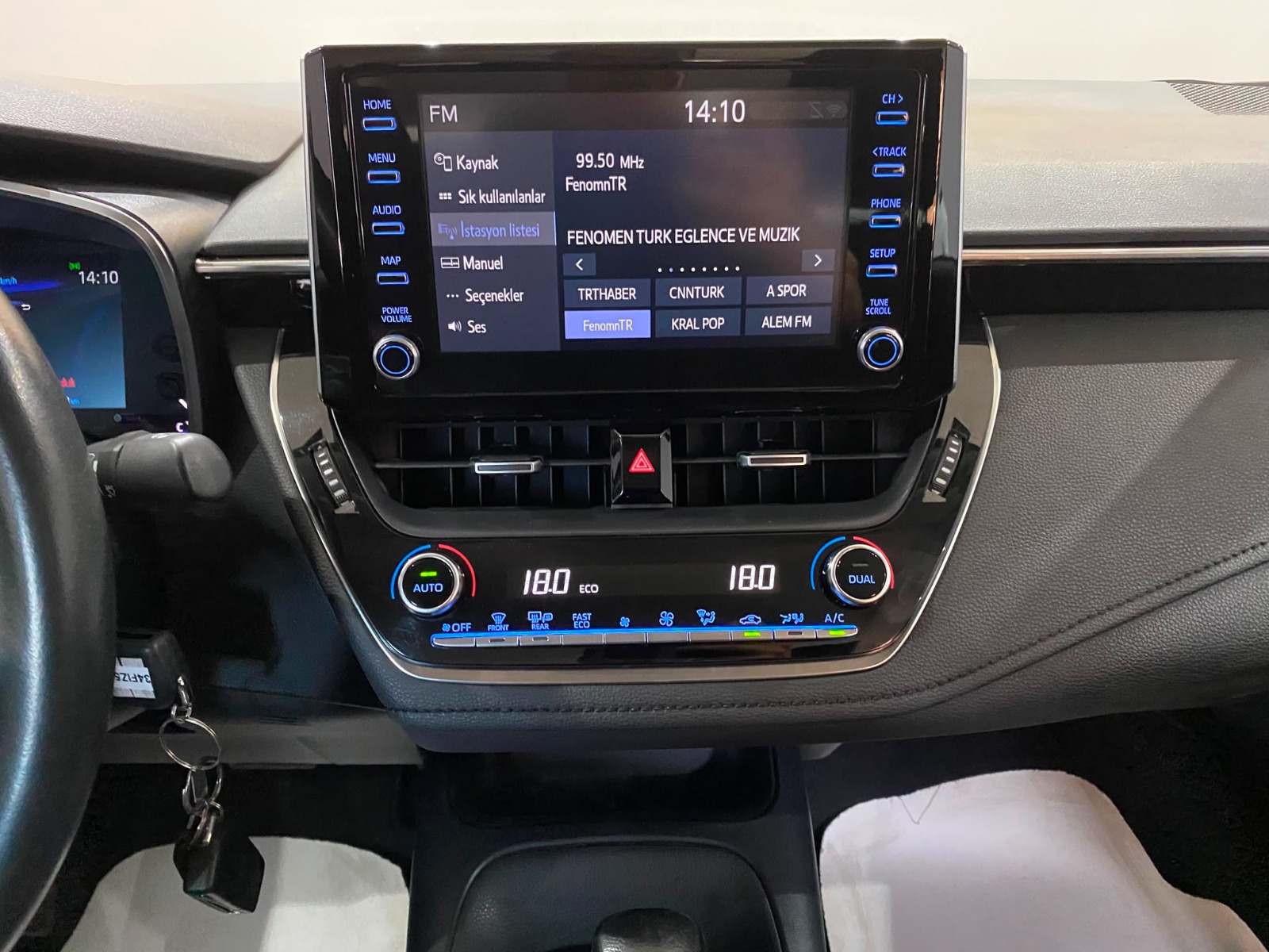 2022 Benzin Otomatik Toyota Corolla Beyaz Gürel Tasarım Aksesuar Otomotiv San. Tic. Ltd. Şti.