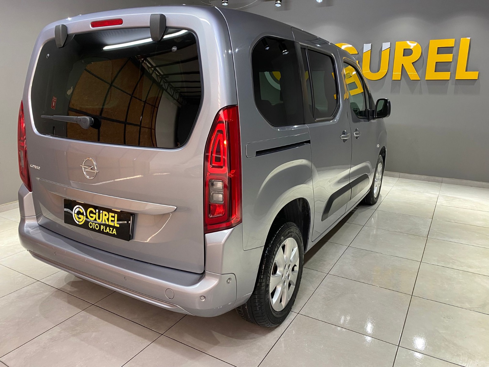 2022 Dizel Otomatik Opel Combo Gri Gürel Tasarım Aksesuar Otomotiv San. Tic. Ltd. Şti.