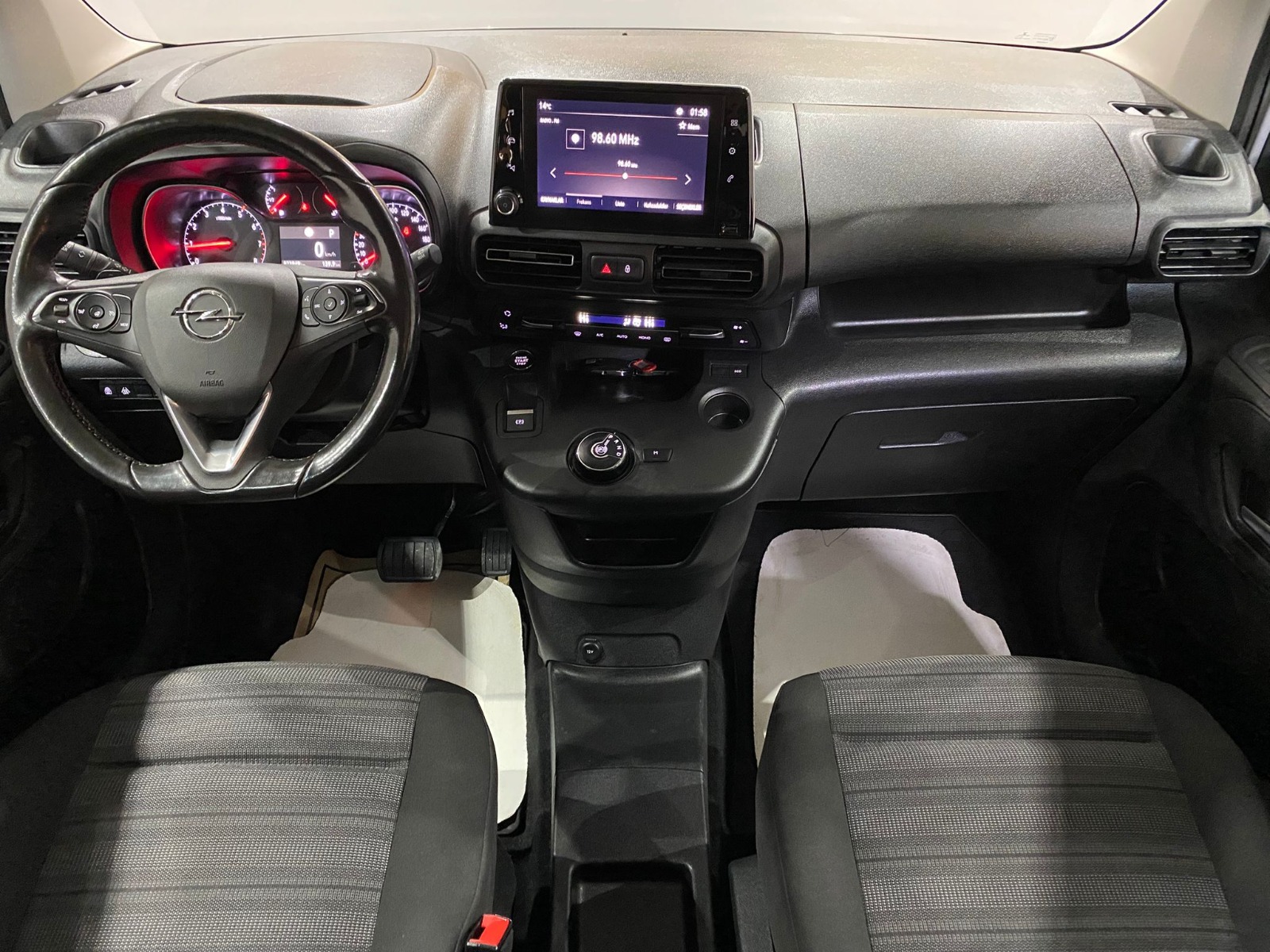 2022 Dizel Otomatik Opel Combo Gri Gürel Tasarım Aksesuar Otomotiv San. Tic. Ltd. Şti.