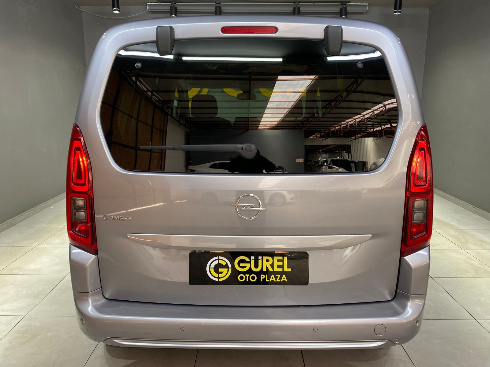 2022 Dizel Otomatik Opel Combo Gri Gürel Tasarım Aksesuar Otomotiv San. Tic. Ltd. Şti.