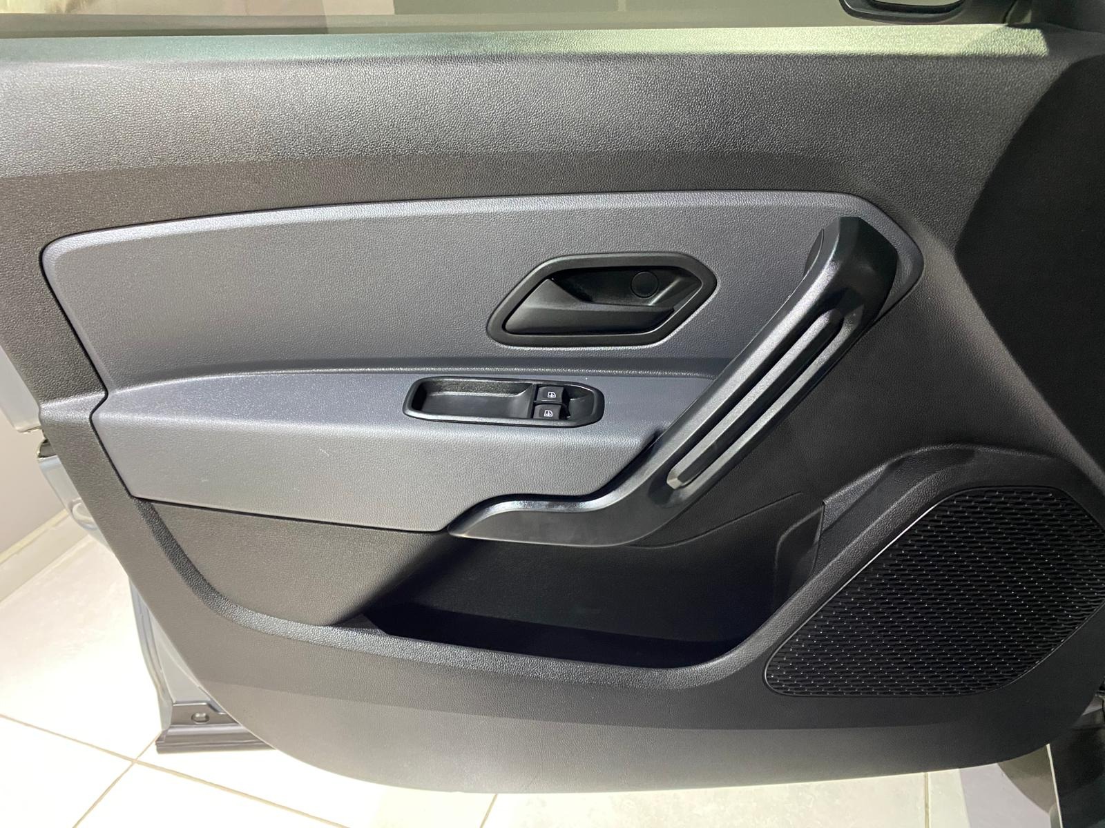 2022 Benzin Manuel Dacia Duster Gri Gürel Tasarım Aksesuar Otomotiv San. Tic. Ltd. Şti.
