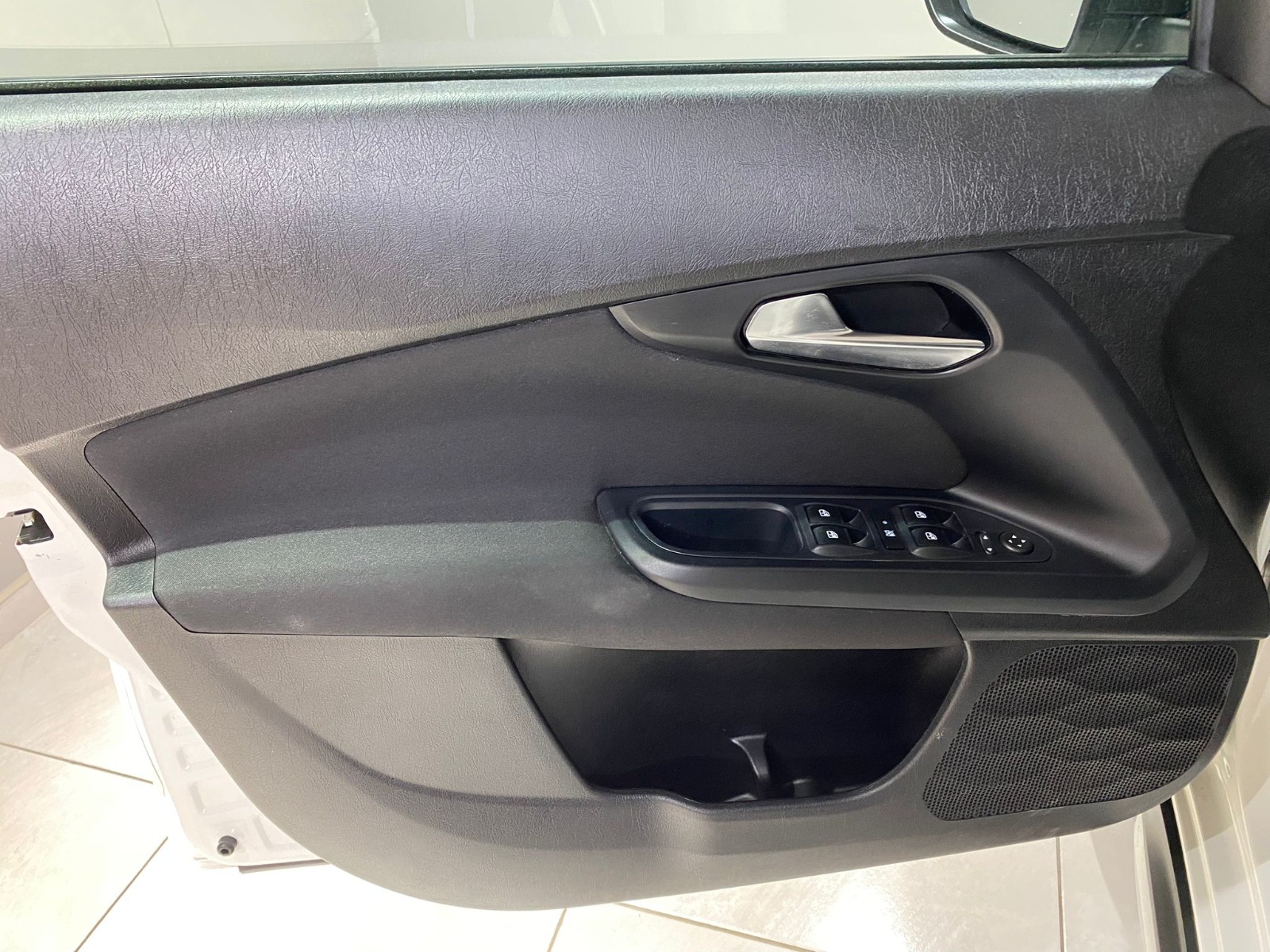 2023 Benzin Manuel Fiat Egea Cross Beyaz Gürel Tasarım Aksesuar Otomotiv San. Tic. Ltd. Şti.