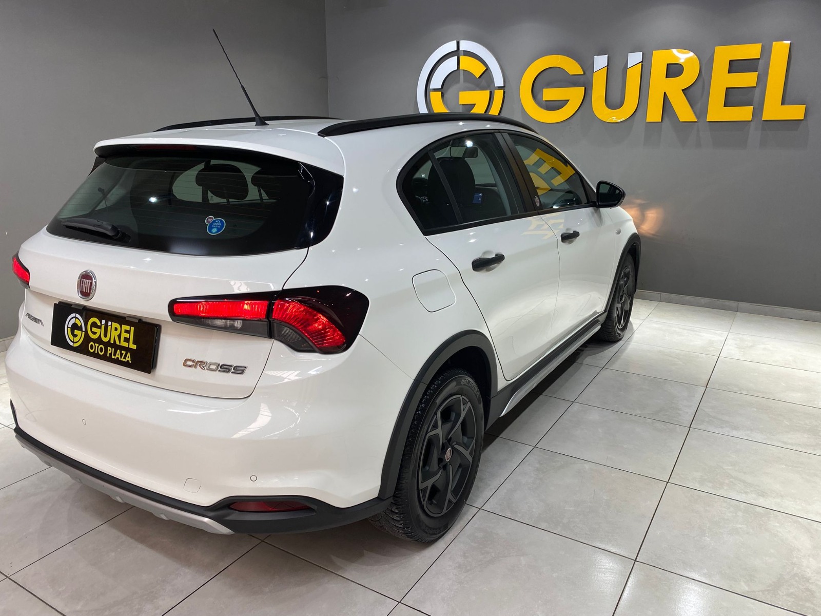 2023 Benzin Manuel Fiat Egea Cross Beyaz Gürel Tasarım Aksesuar Otomotiv San. Tic. Ltd. Şti.