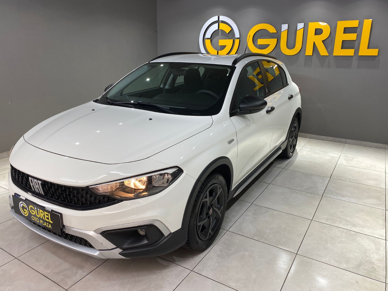 2023 Benzin Manuel Fiat Egea Cross Beyaz Gürel Tasarım Aksesuar Otomotiv San. Tic. Ltd. Şti.